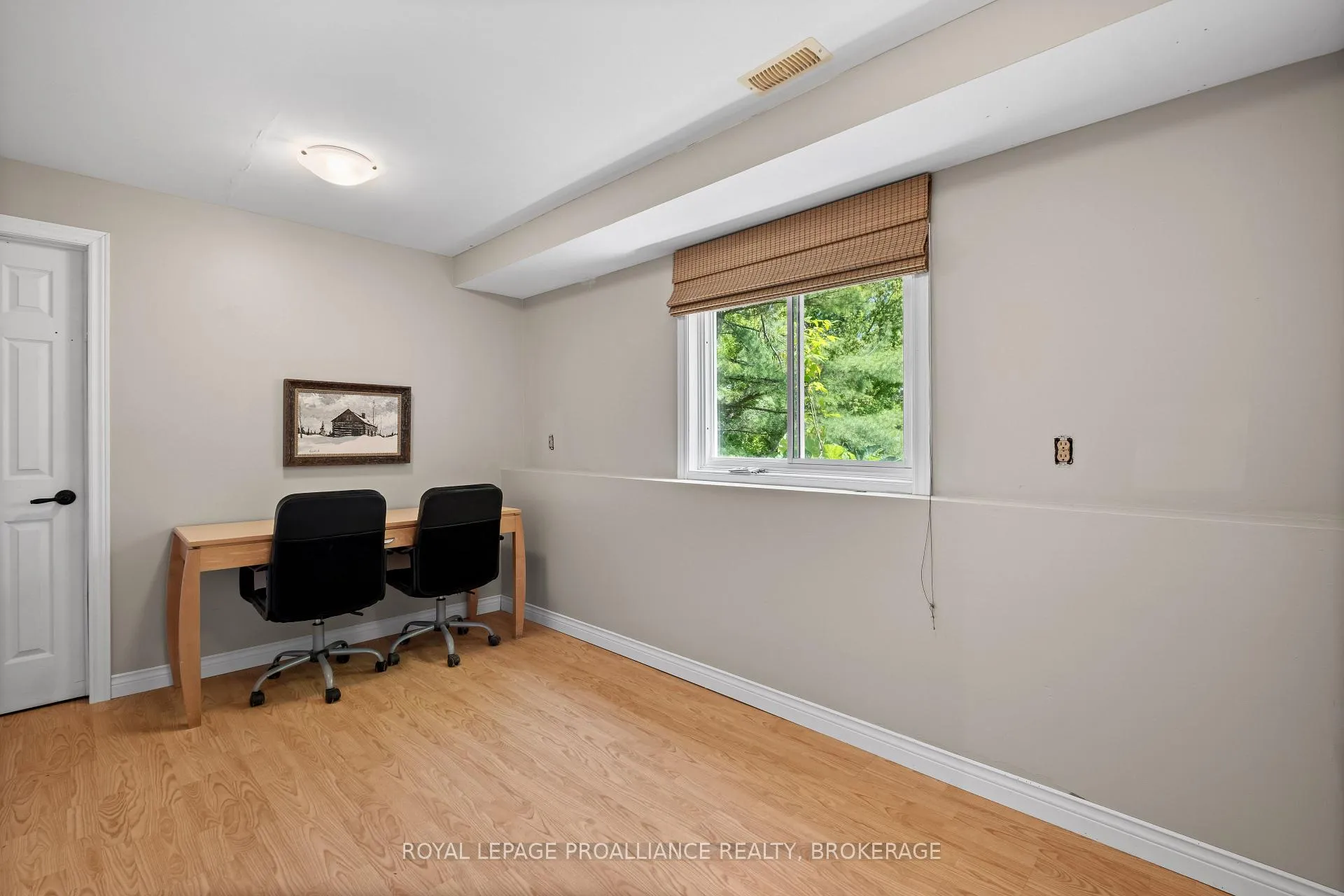 Photo 25 of 1916 Mayview Street, Kingston, City North of 401 — HOMEH