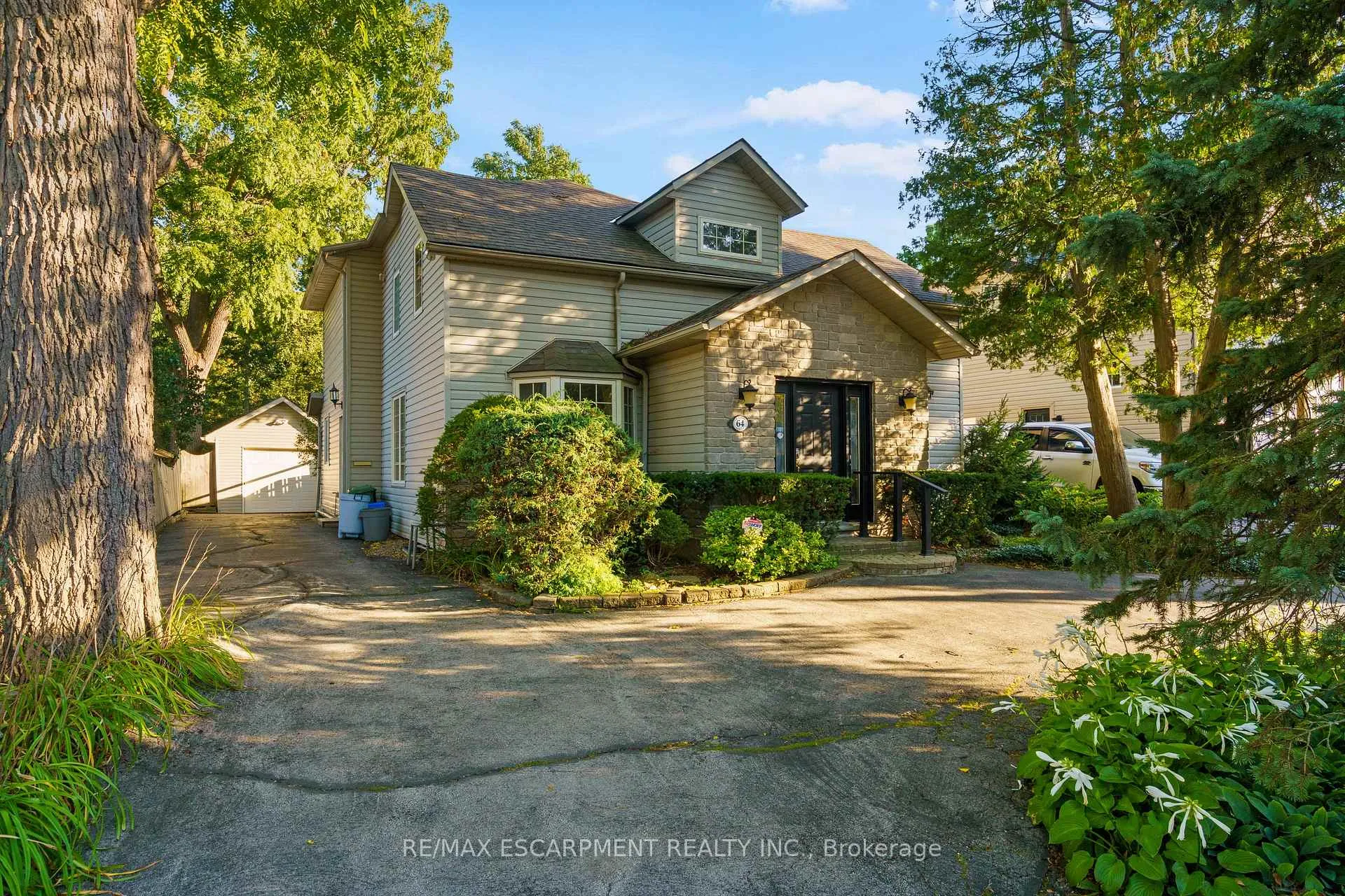 Photo 1 of 64 Academy Street, Hamilton, Ancaster — HOMEH