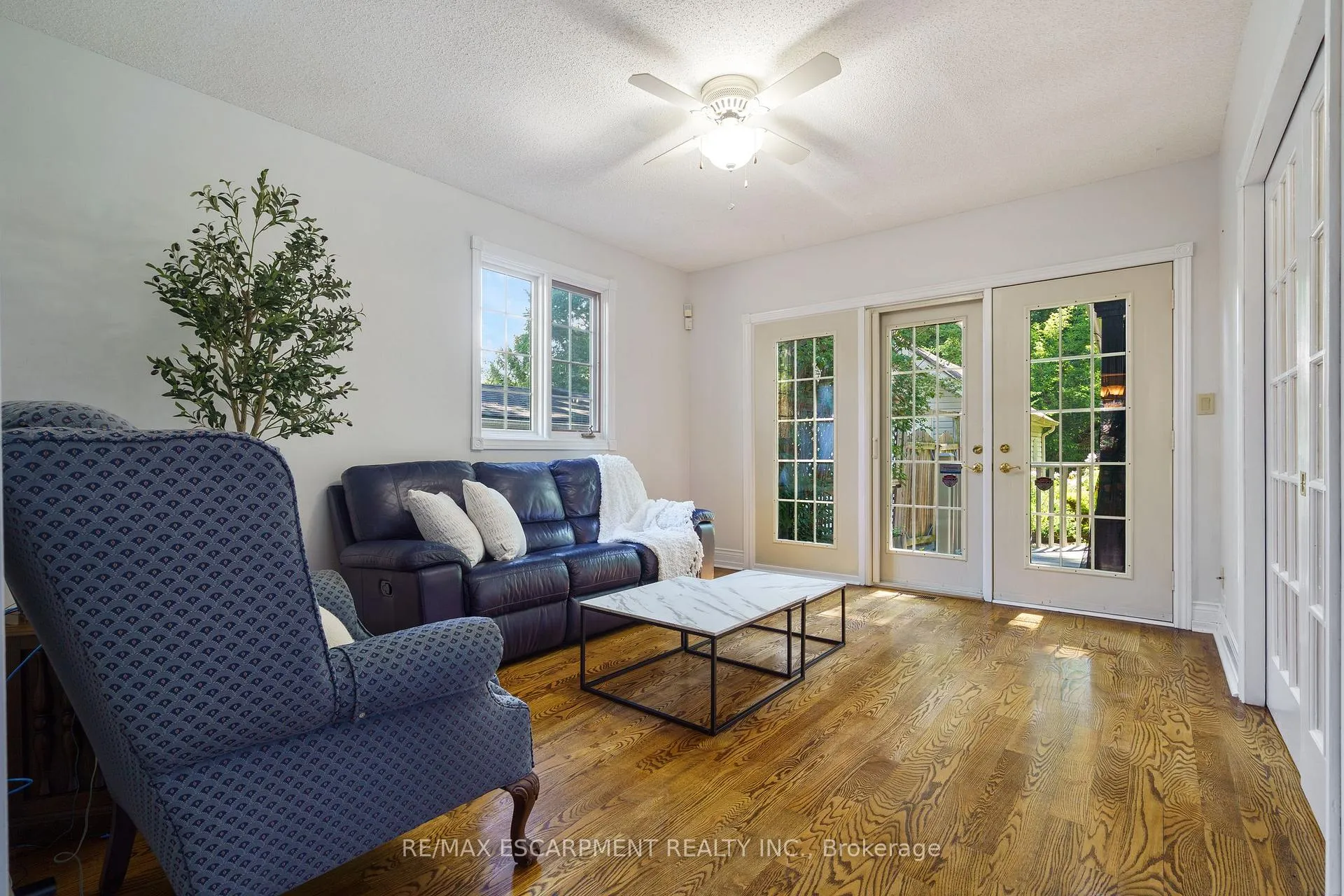 Photo 18 of 64 Academy Street, Hamilton, Ancaster — HOMEH