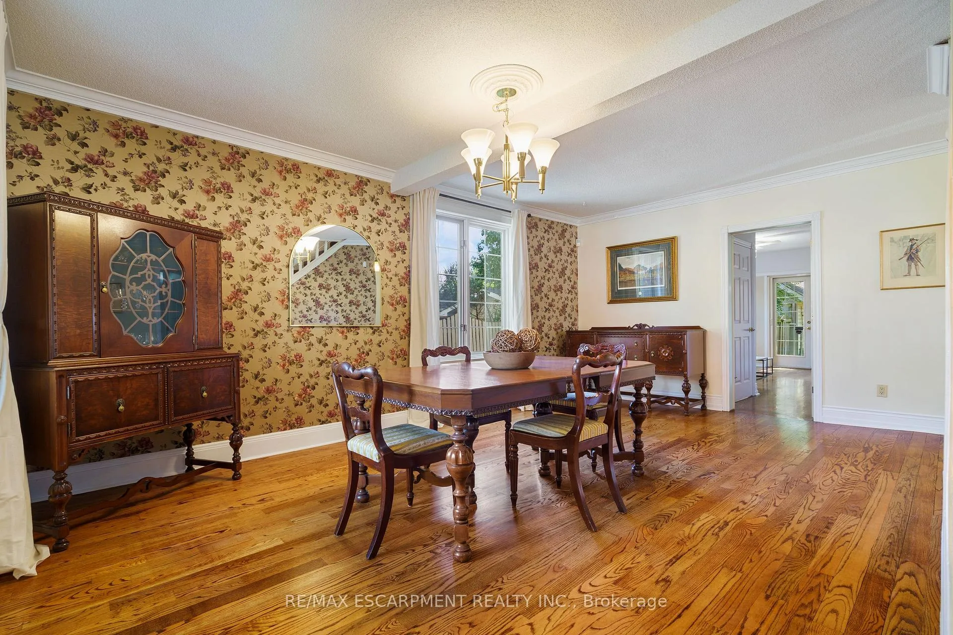 Photo 21 of 64 Academy Street, Hamilton, Ancaster — HOMEH