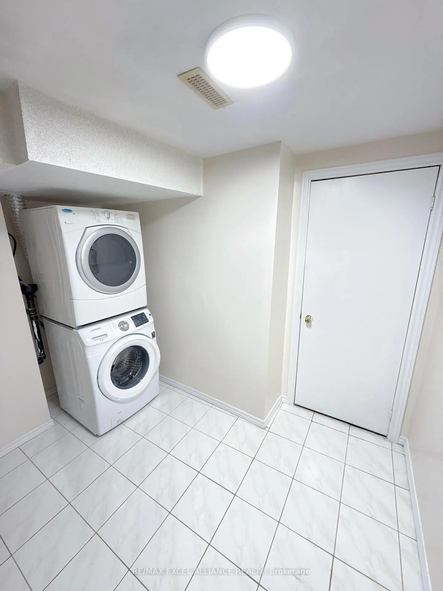 Photo 10 of Unit Bsmt, 154 Mary Pearson Drive, Markham, Middlefield — HOMEH