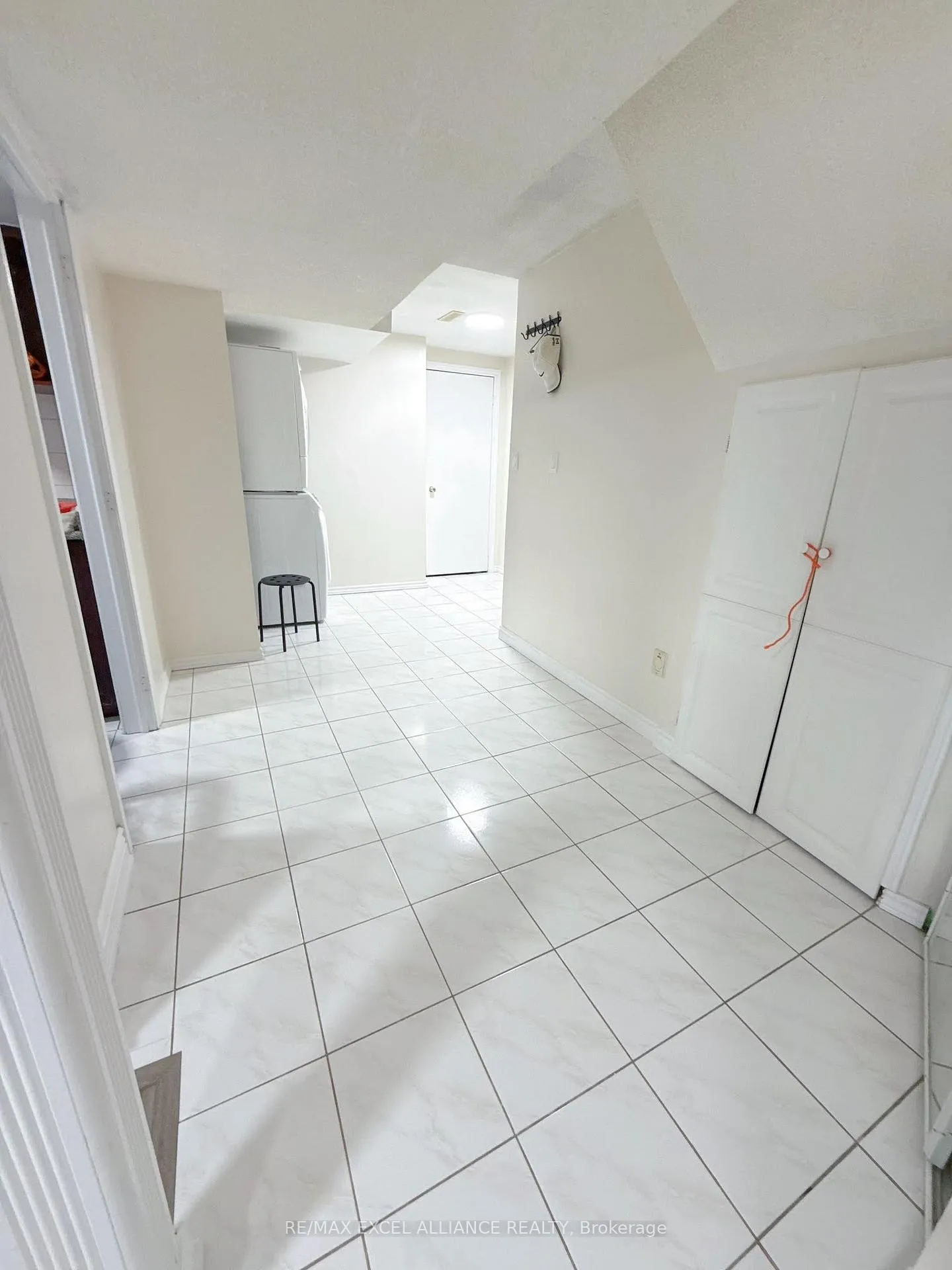 Photo 11 of Unit Bsmt, 154 Mary Pearson Drive, Markham, Middlefield — HOMEH