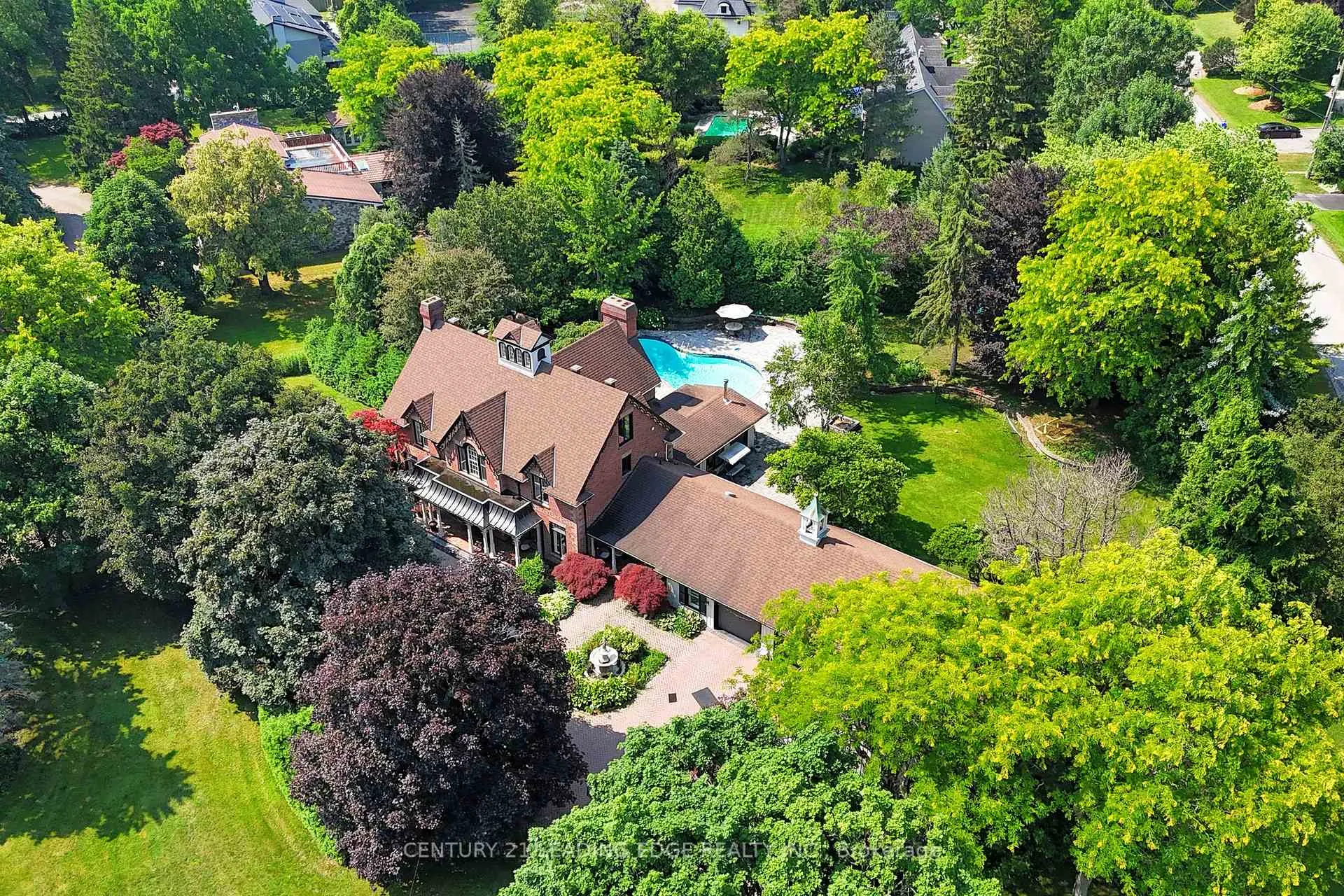 Photo 1 of 18 Ridgevale Drive, Markham, Box Grove — HOMEH