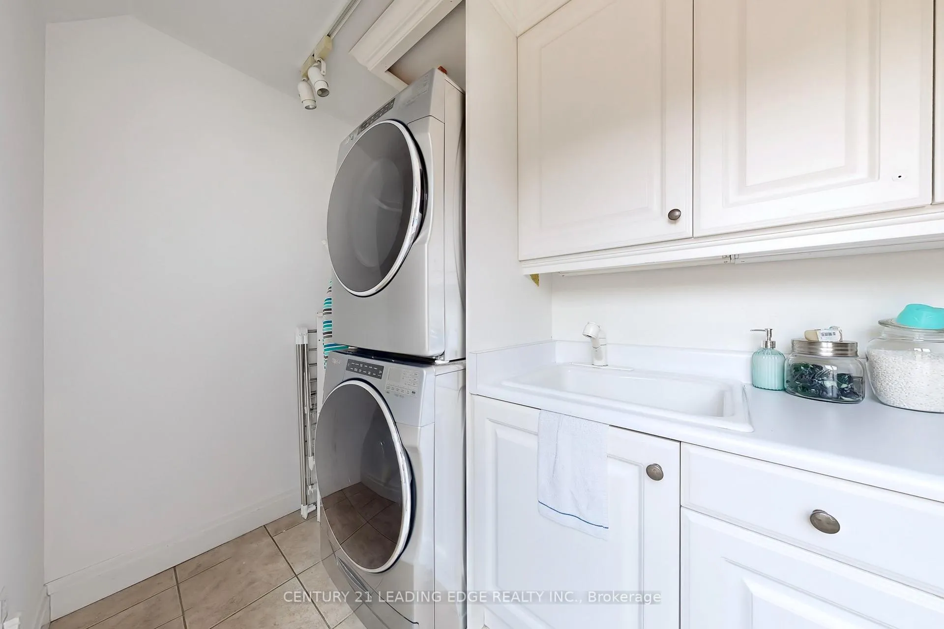 Photo 31 of 18 Ridgevale Drive, Markham, Box Grove — HOMEH