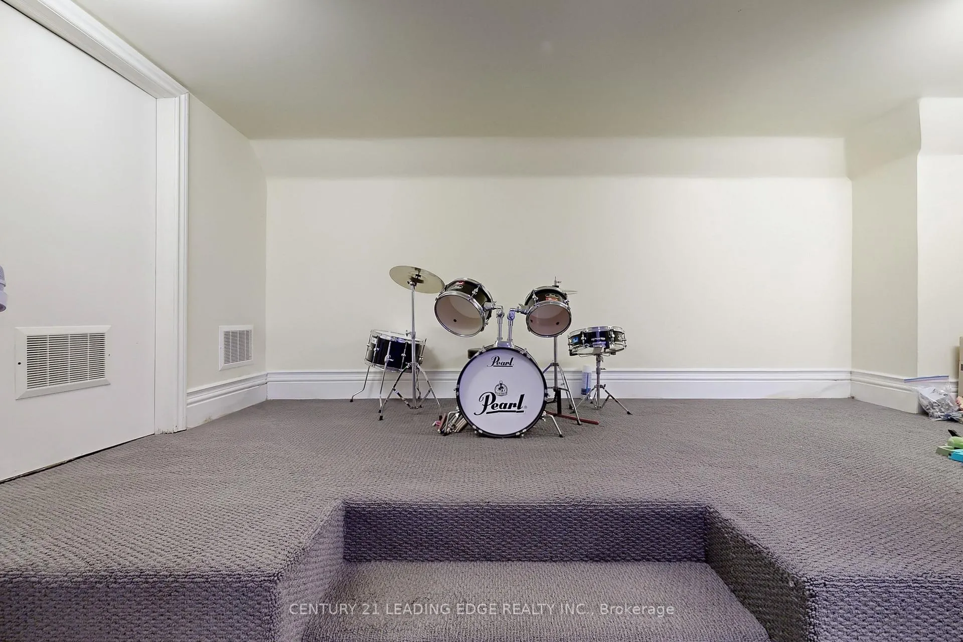 Photo 40 of 18 Ridgevale Drive, Markham, Box Grove — HOMEH