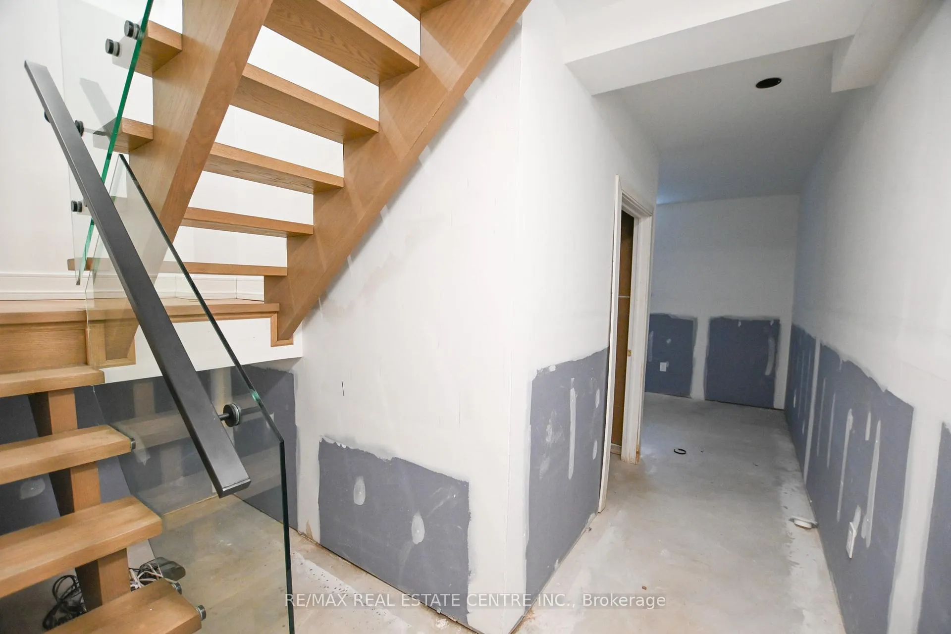 Photo 45 of 57 Jones Avenue, Toronto, South Riverdale — HOMEH