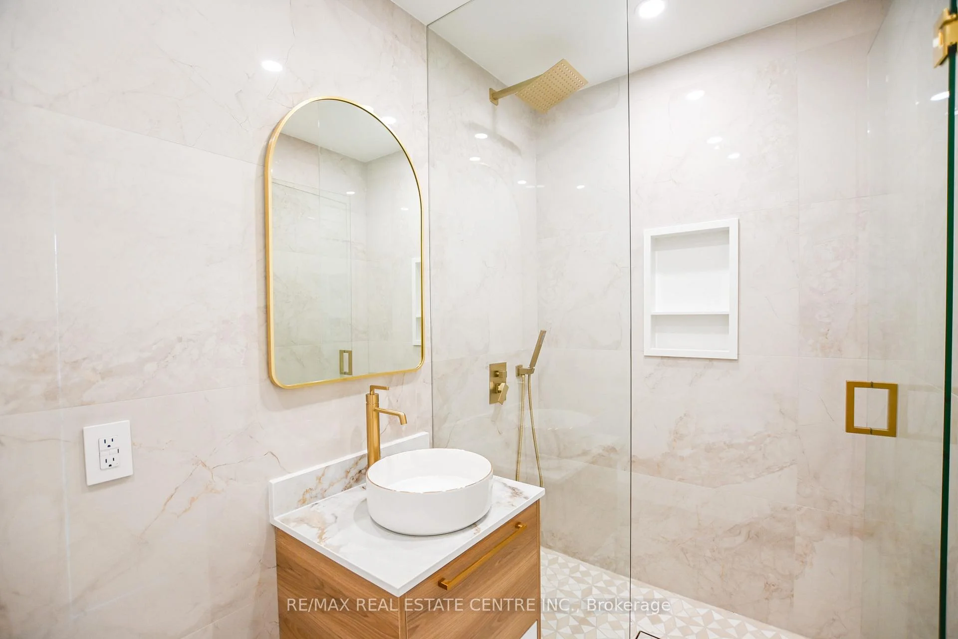 Photo 44 of 57 Jones Avenue, Toronto, South Riverdale — HOMEH