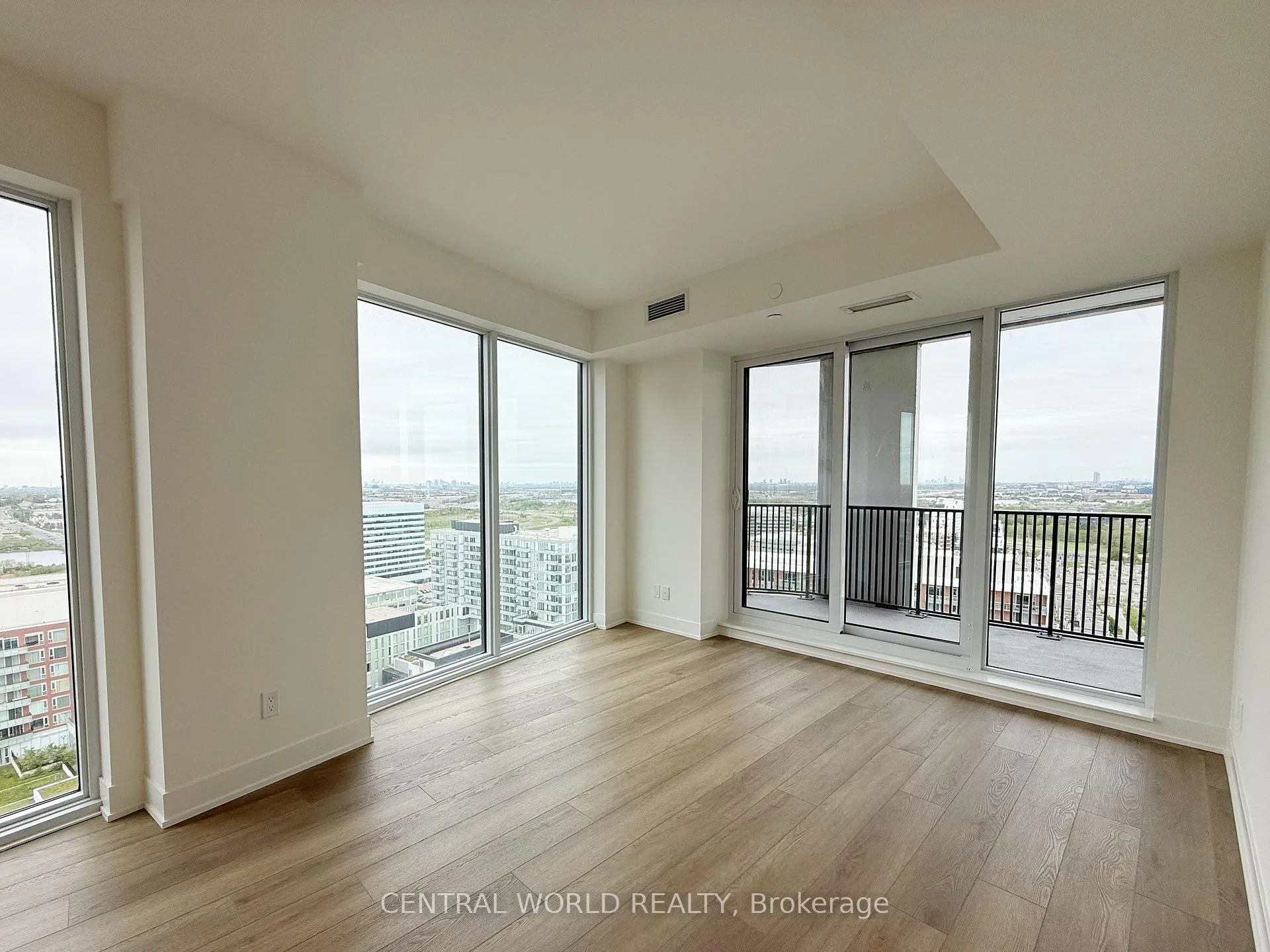 Photo 3 of Unit 2312, 56 Andre de Grasse Street, Markham, Unionville — HOMEH