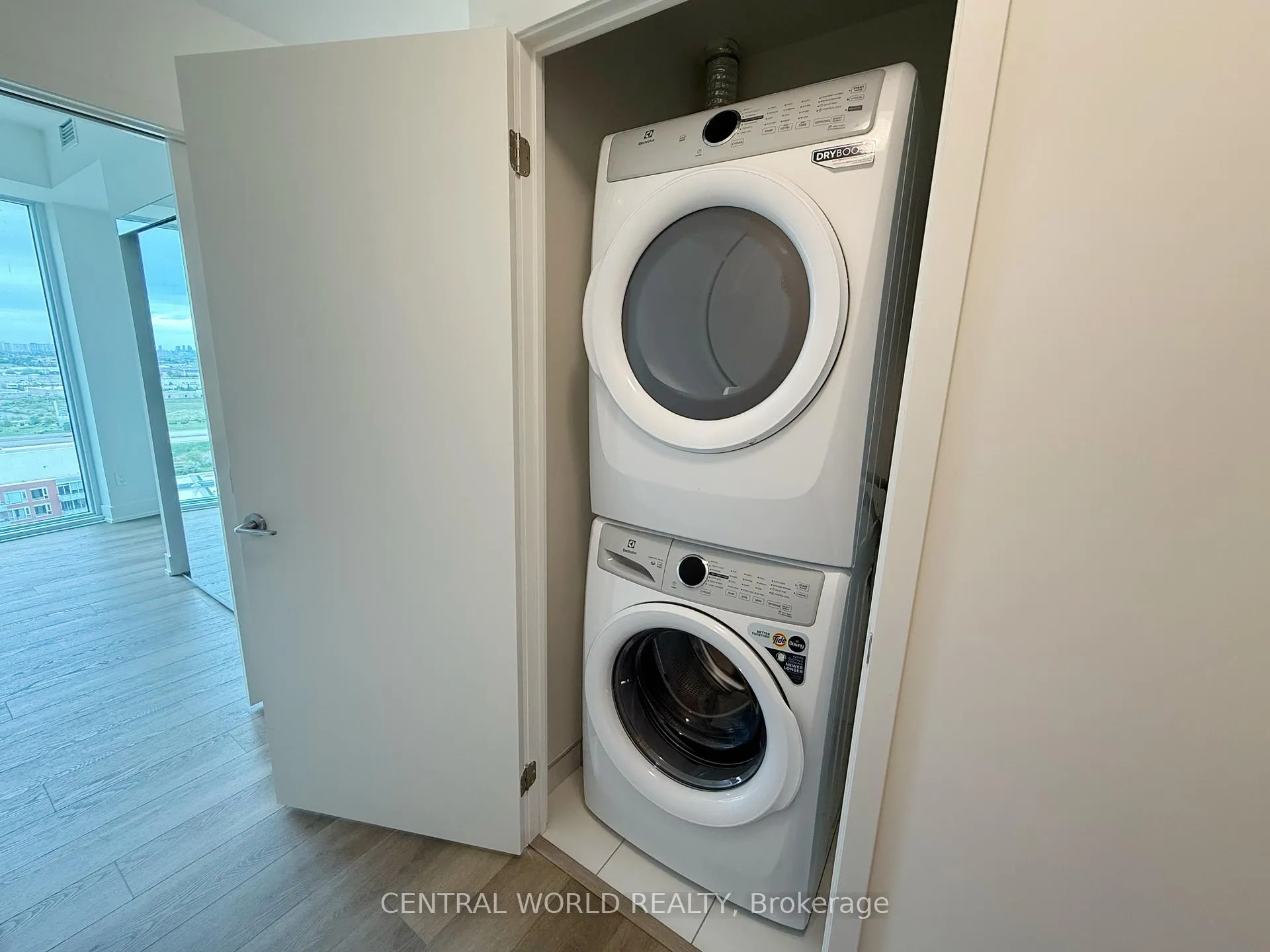 Photo 13 of Unit 2312, 56 Andre de Grasse Street, Markham, Unionville — HOMEH