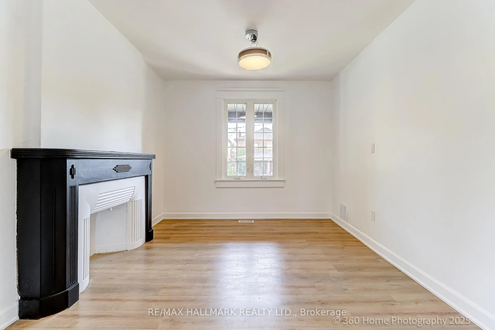 Photo 7 of 18 Conway Avenue, Toronto, Oakwood Village — HOMEH