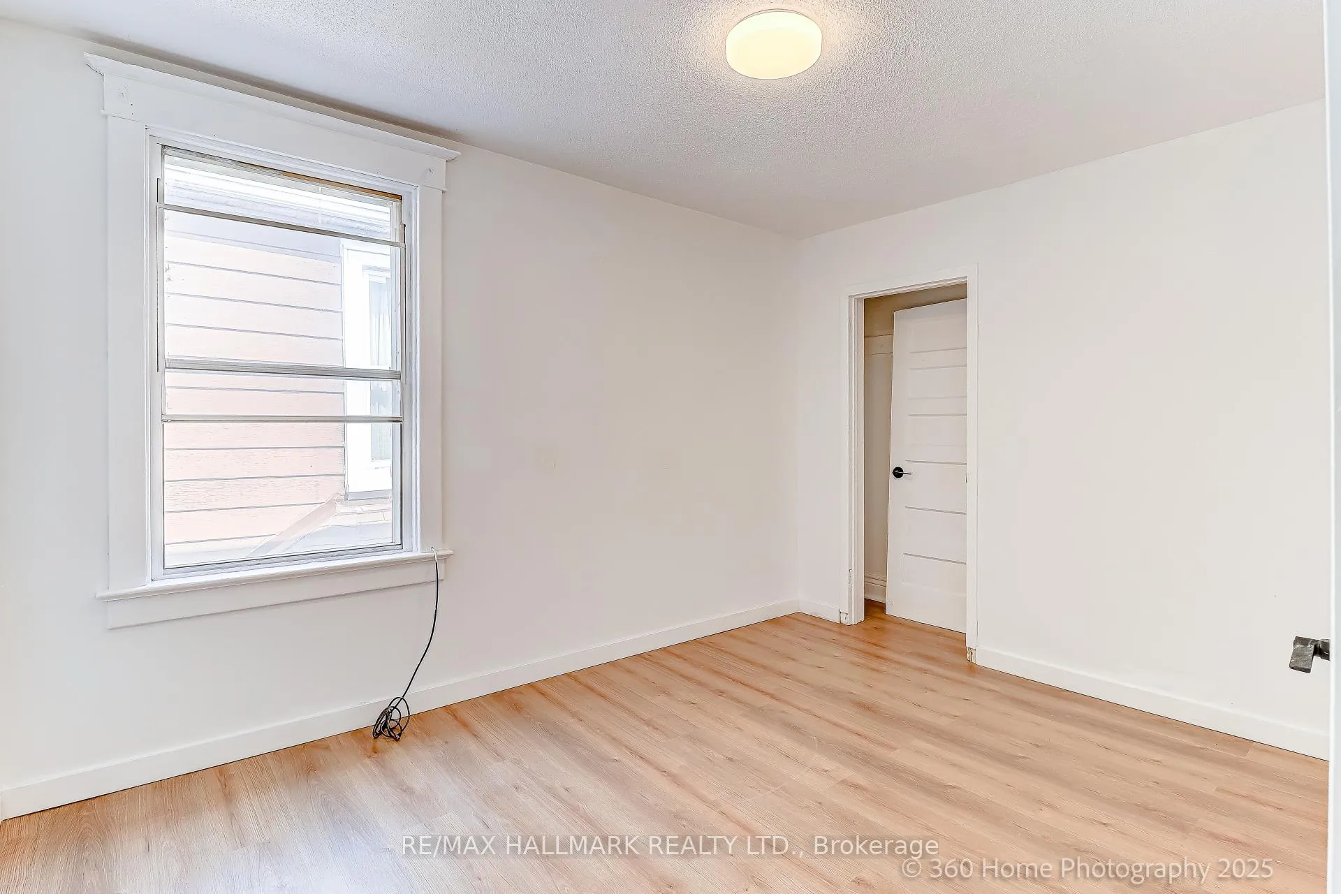 Photo 20 of 18 Conway Avenue, Toronto, Oakwood Village — HOMEH
