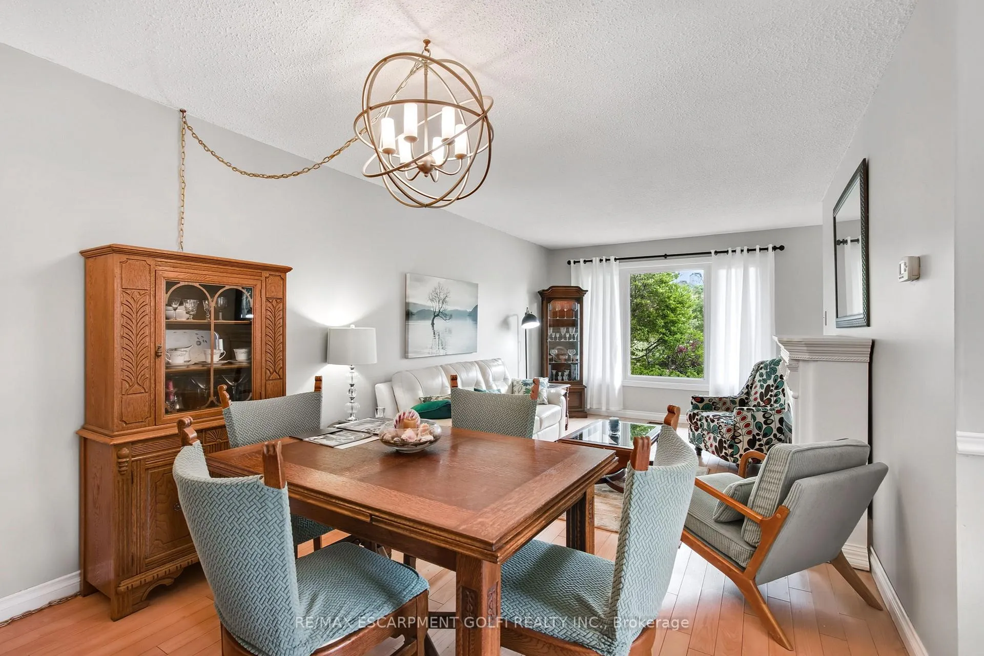 Photo 6 of 63 Elora Drive, Hamilton, Fessenden — HOMEH