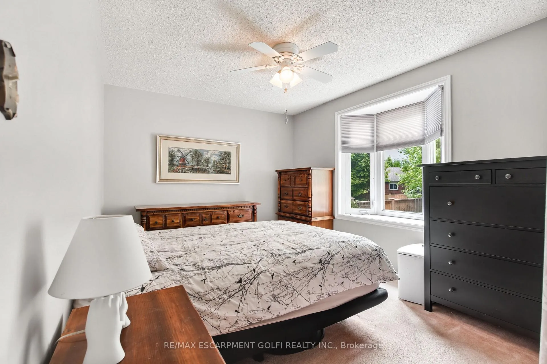 Photo 14 of 63 Elora Drive, Hamilton, Fessenden — HOMEH