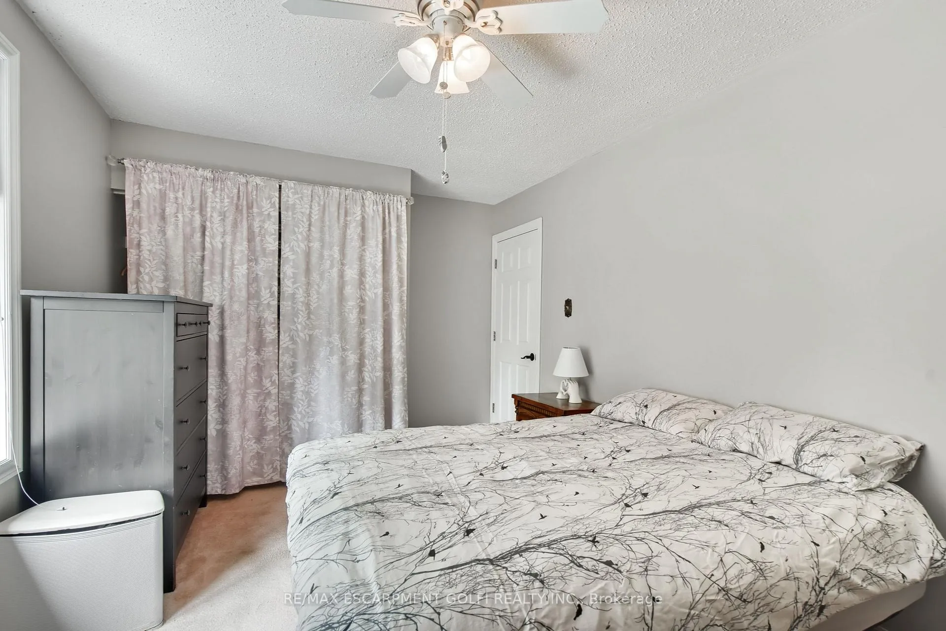 Photo 15 of 63 Elora Drive, Hamilton, Fessenden — HOMEH