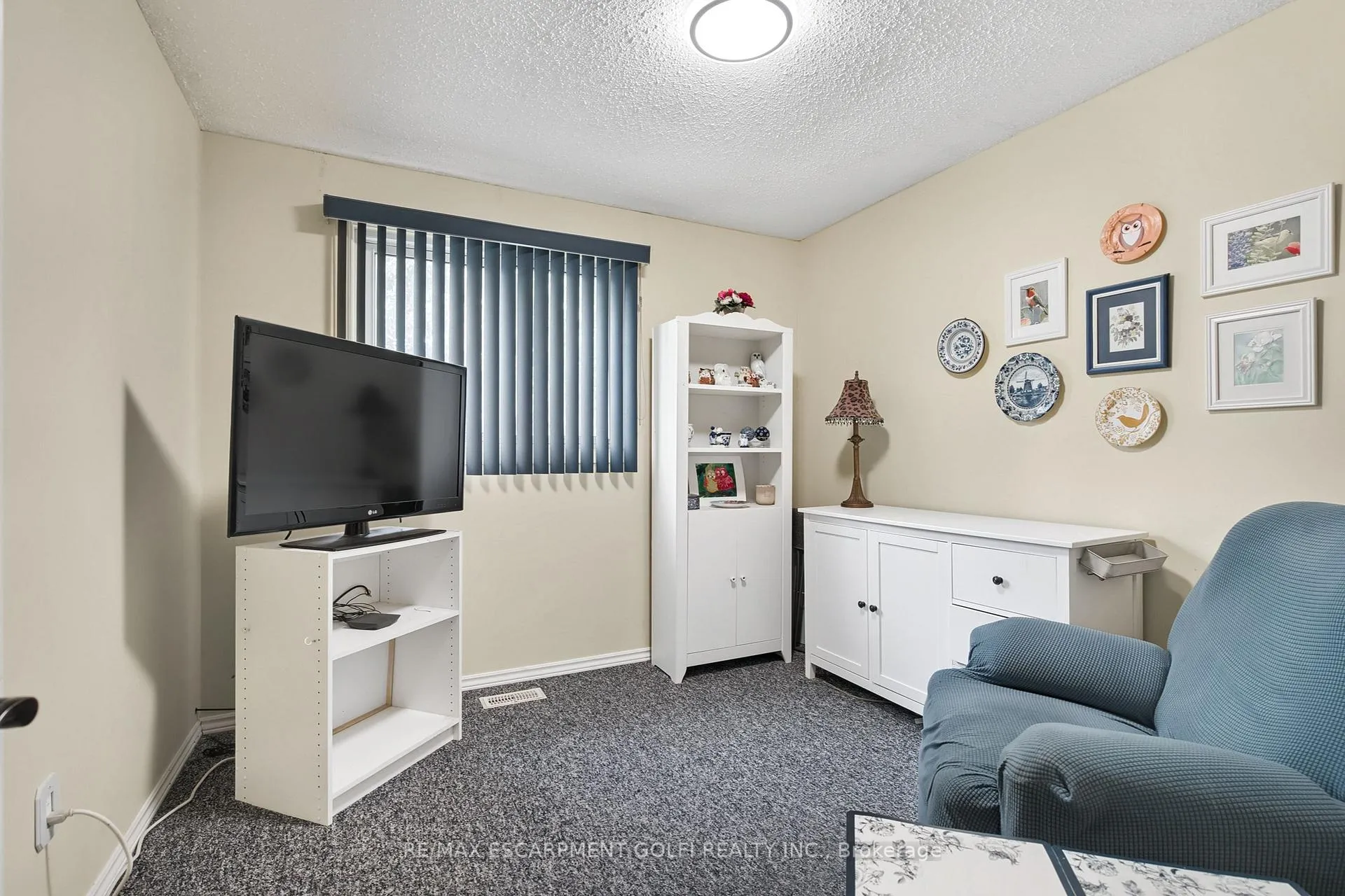 Photo 16 of 63 Elora Drive, Hamilton, Fessenden — HOMEH