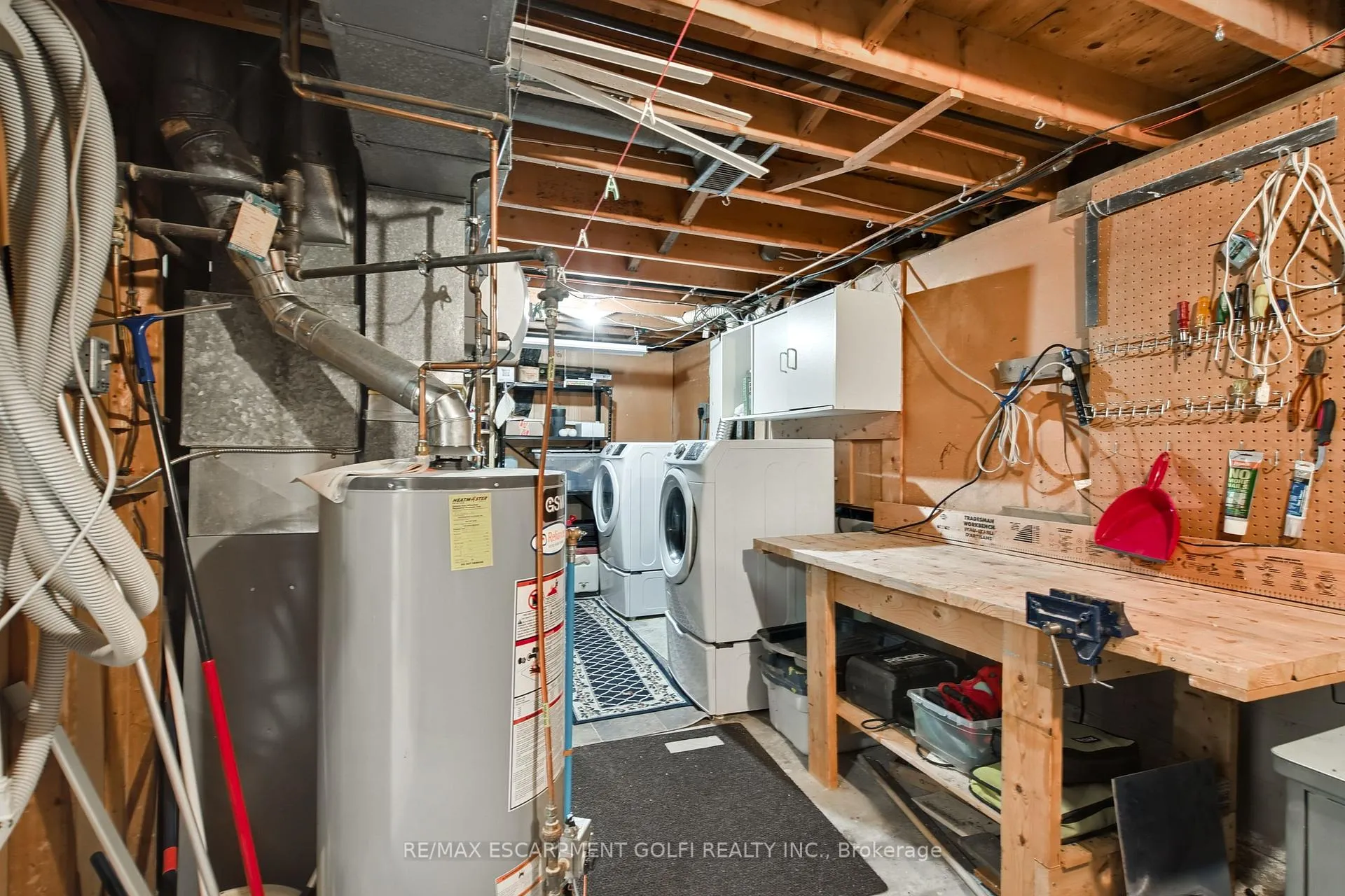 Photo 29 of 63 Elora Drive, Hamilton, Fessenden — HOMEH