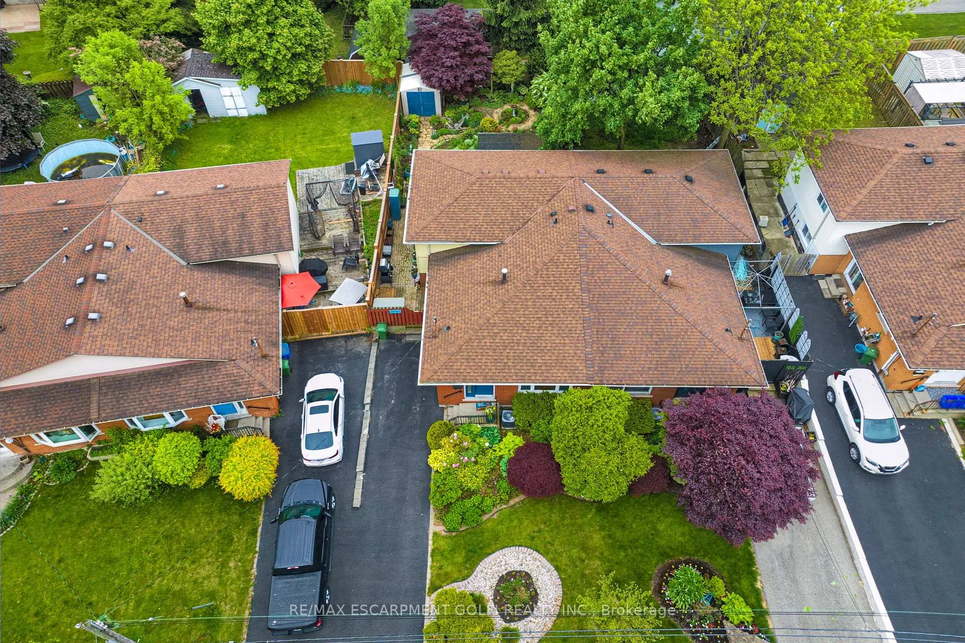 Photo 37 of 63 Elora Drive, Hamilton, Fessenden — HOMEH