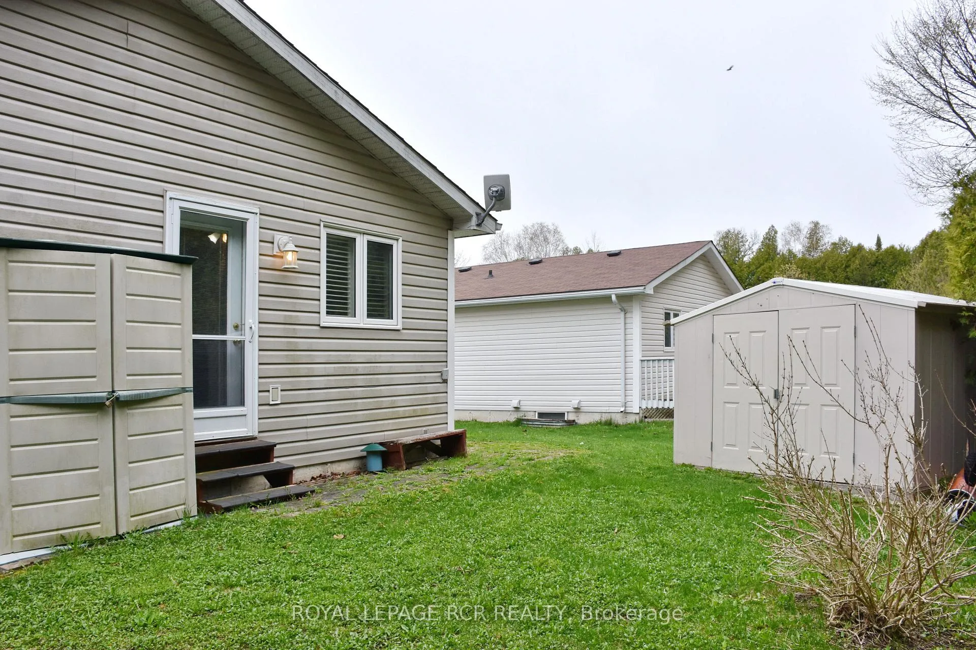 Photo 21 of 9 Indiana Avenue, Wasaga Beach — HOMEH