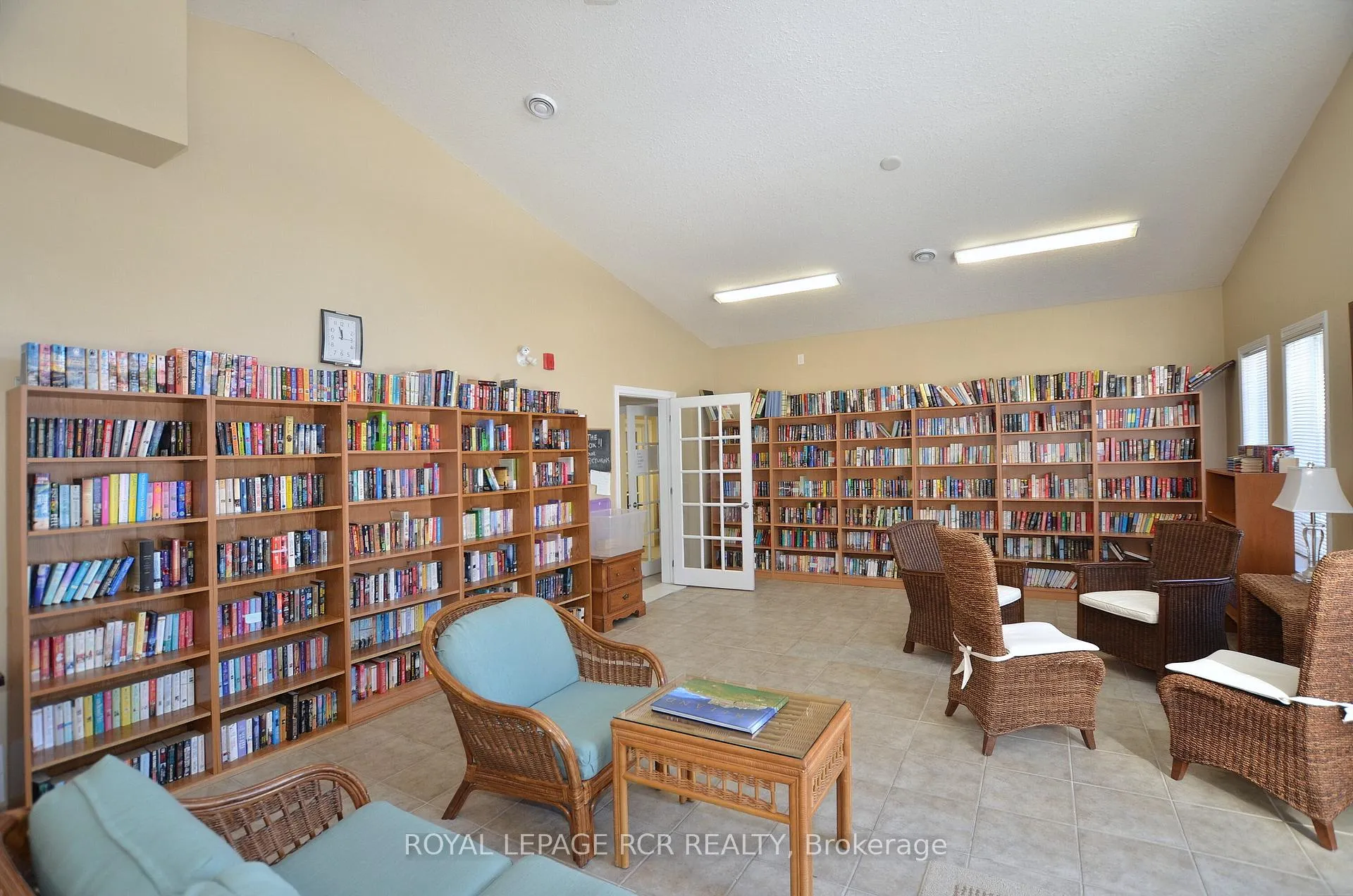 Photo 27 of 9 Indiana Avenue, Wasaga Beach — HOMEH