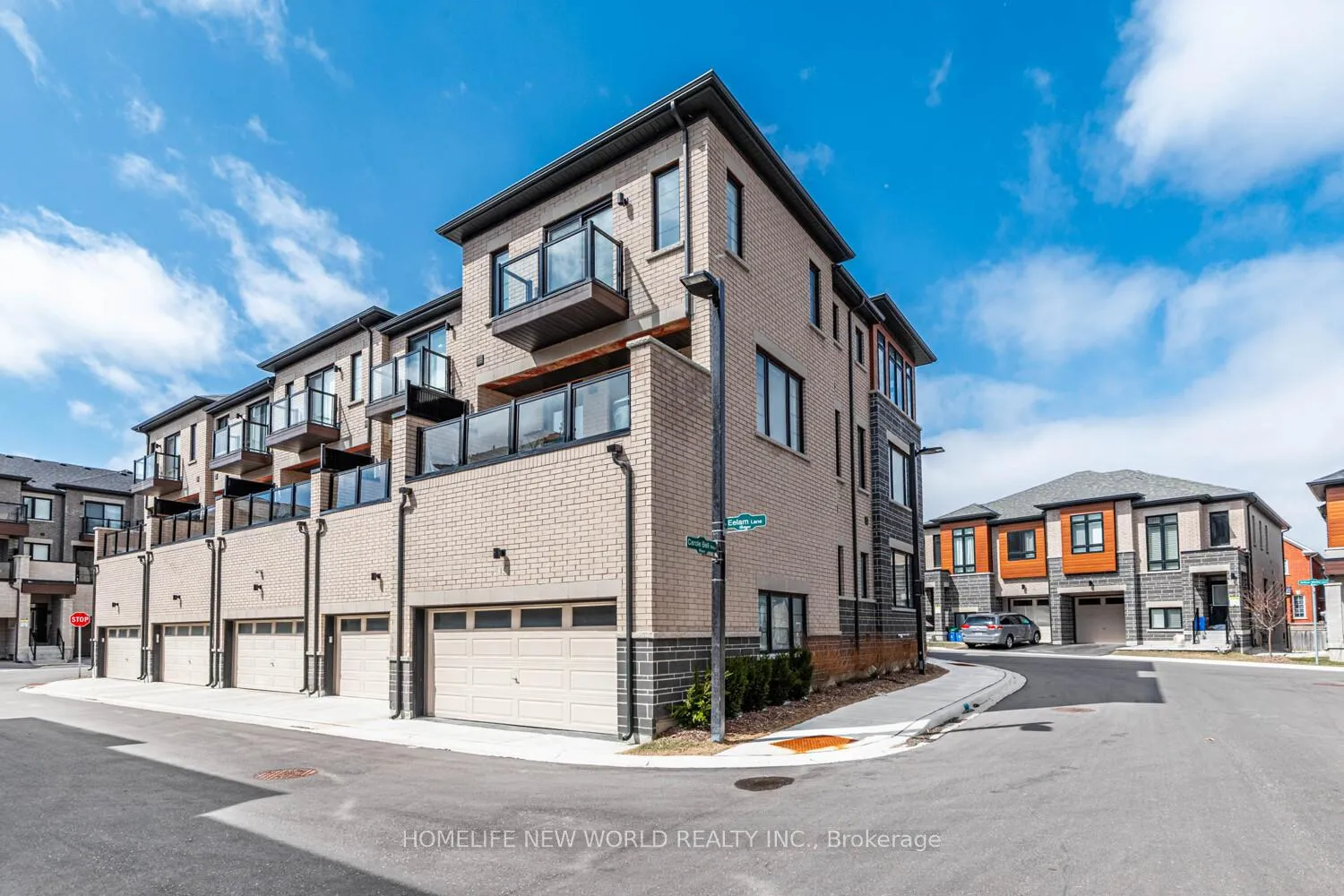 Photo 14 of 15 Arthur White Lane, Markham, Wismer — HOMEH