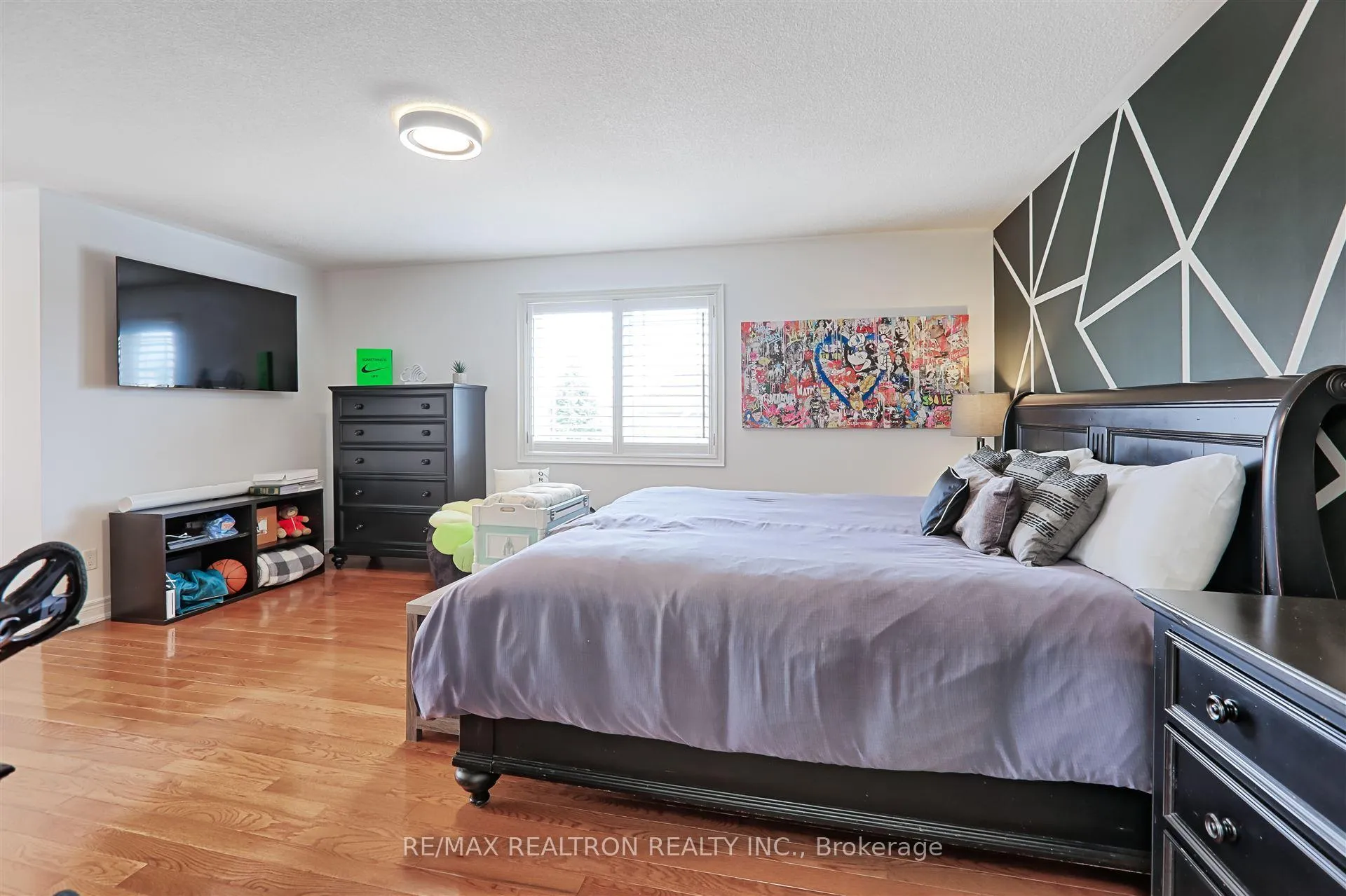 Photo 33 of 45 Duncton Wood Crescent, Aurora, Hills of St Andrew — HOMEH