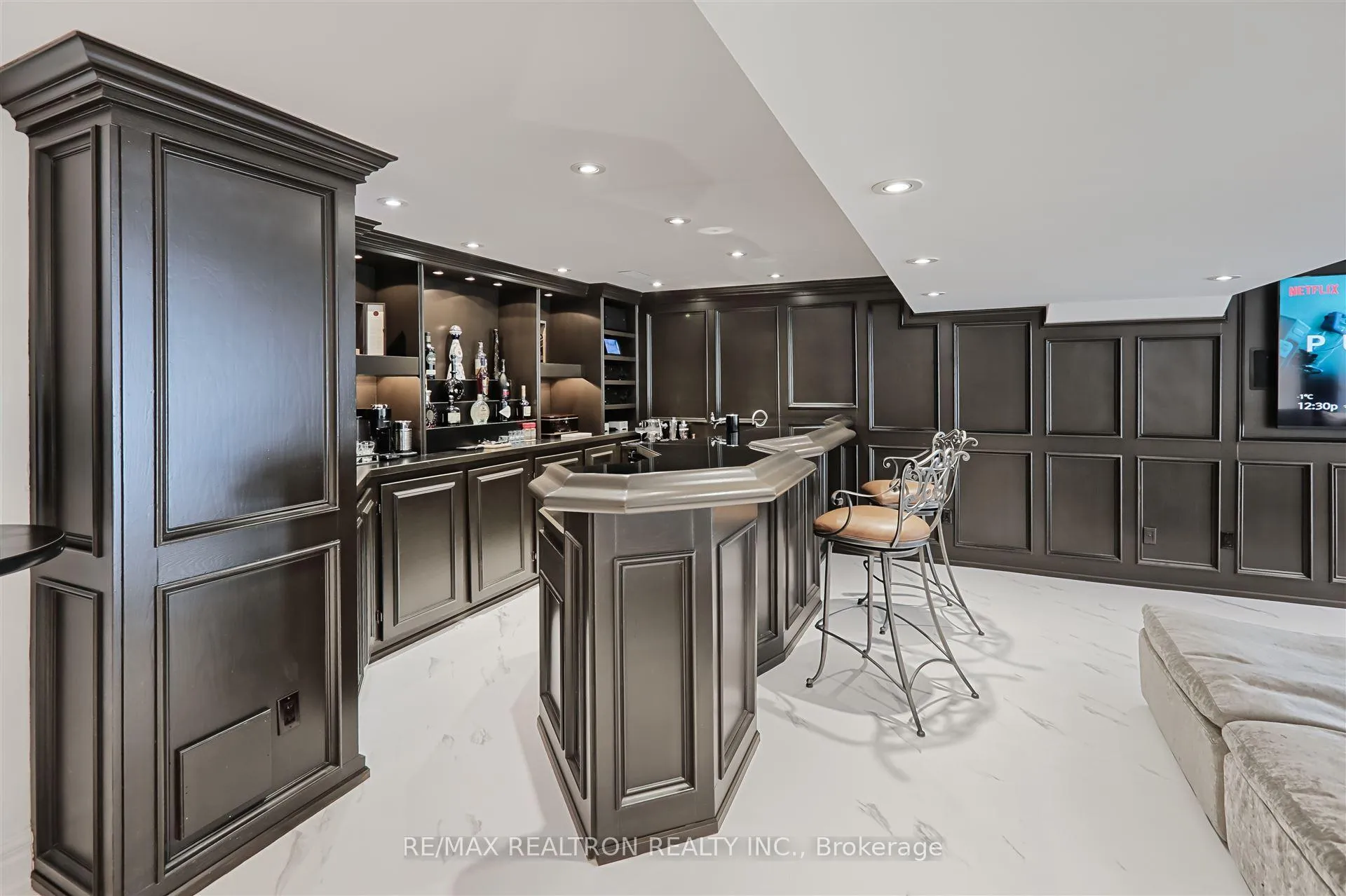 Photo 43 of 45 Duncton Wood Crescent, Aurora, Hills of St Andrew — HOMEH