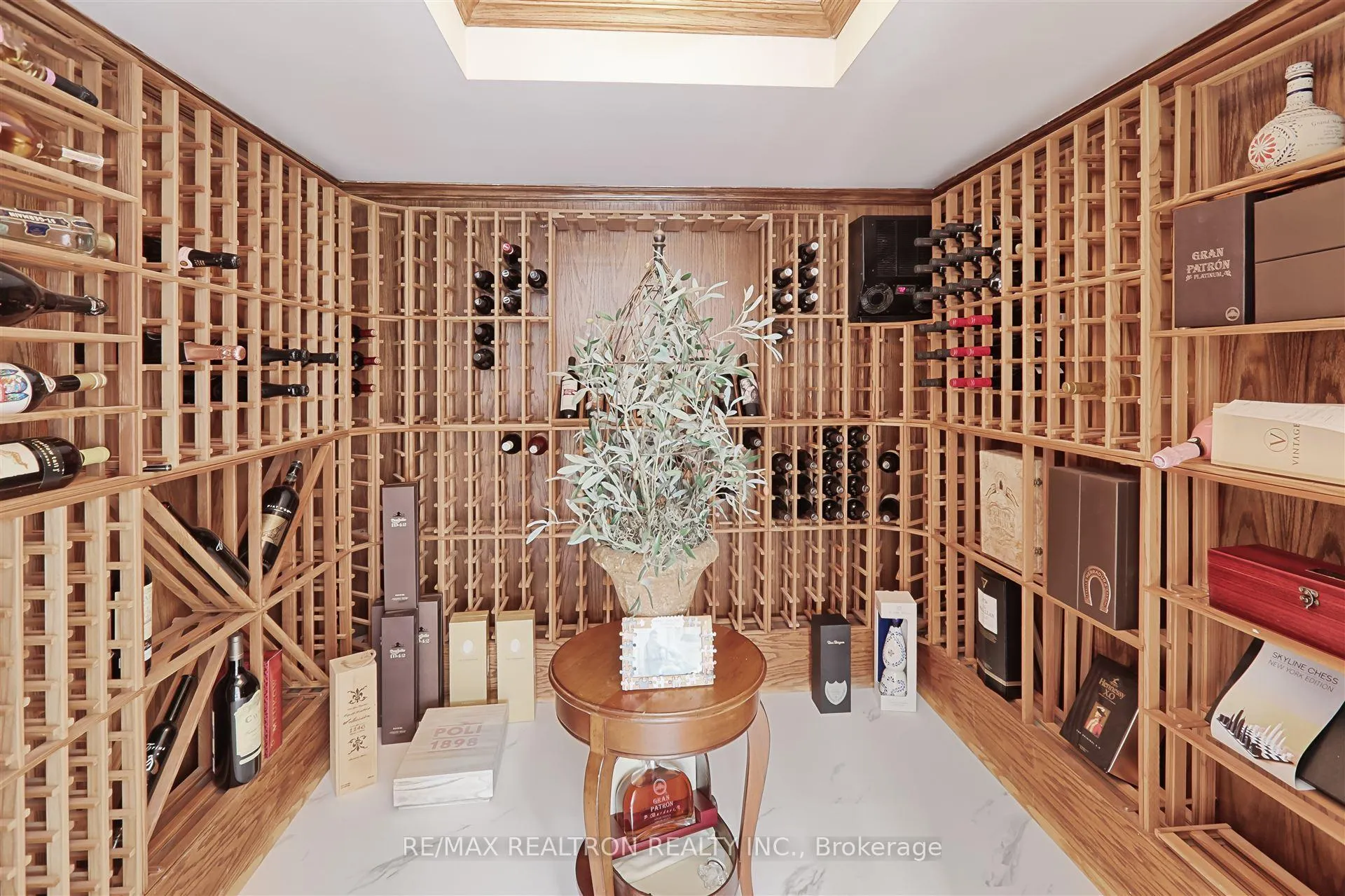 Photo 47 of 45 Duncton Wood Crescent, Aurora, Hills of St Andrew — HOMEH