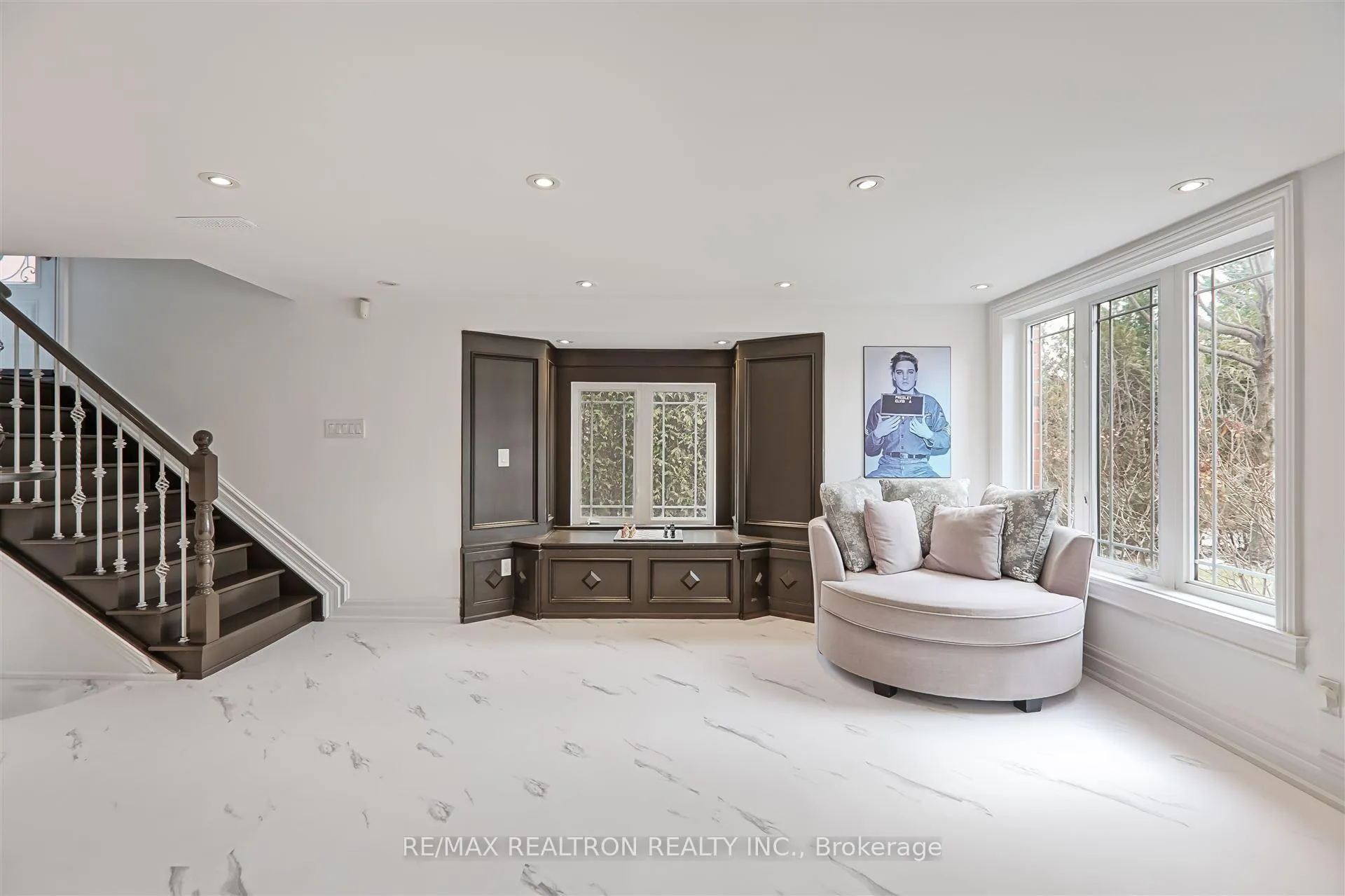 Photo 49 of 45 Duncton Wood Crescent, Aurora, Hills of St Andrew — HOMEH