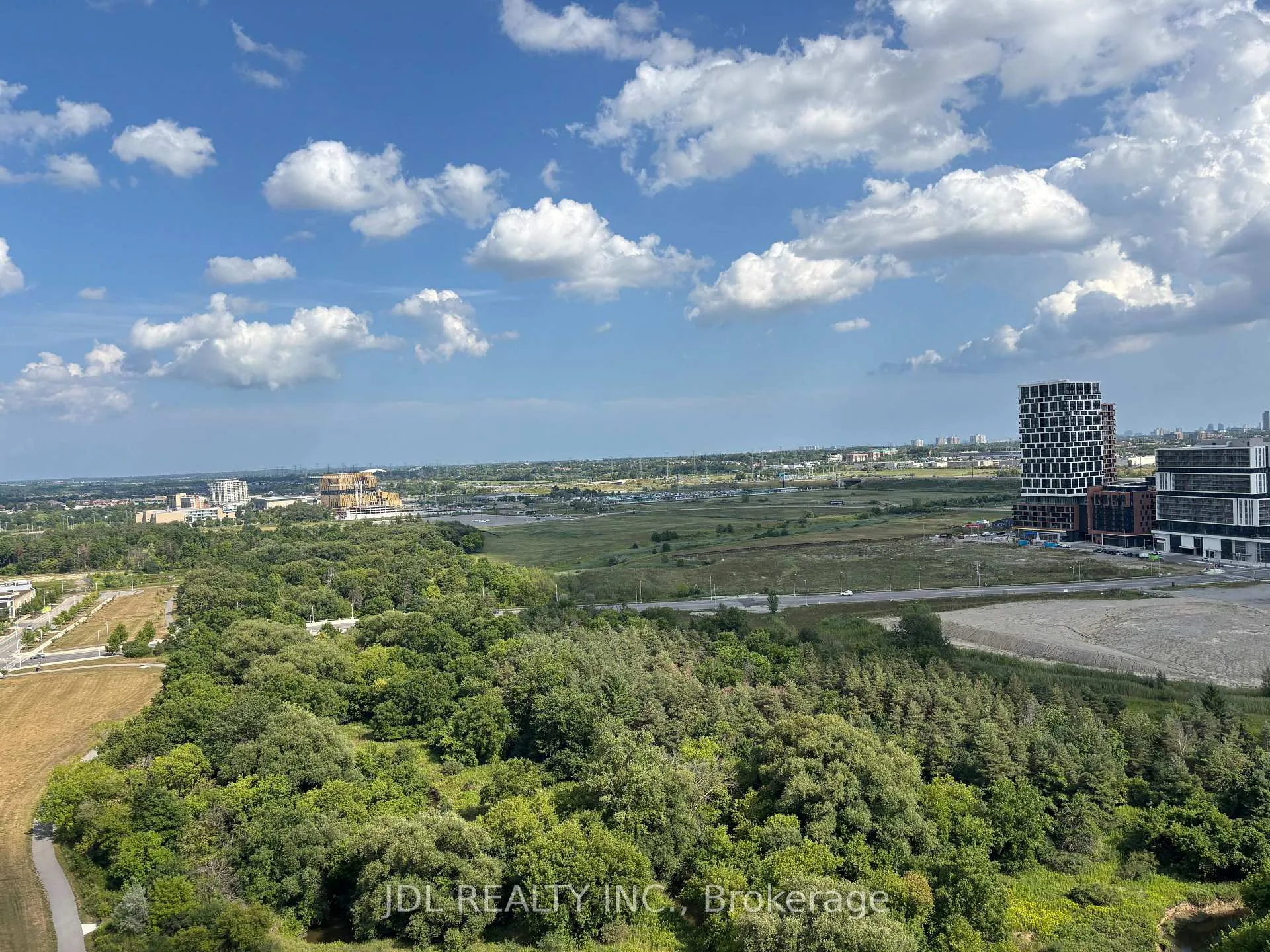Photo 5 of Unit 2601, 8 Water Walk Drive, Markham, Unionville — HOMEH