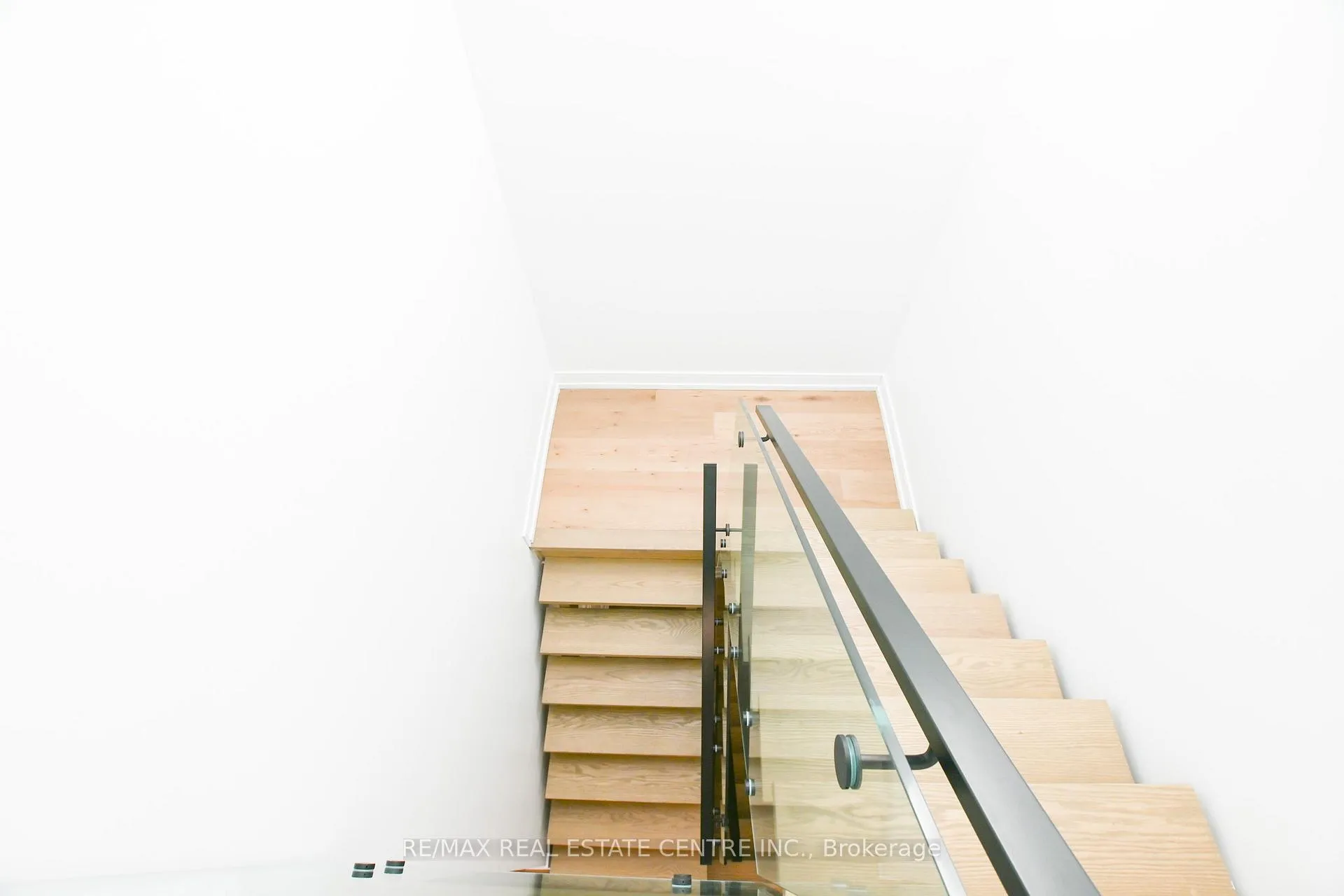 Photo 33 of 59 Jones Avenue, Toronto, South Riverdale — HOMEH
