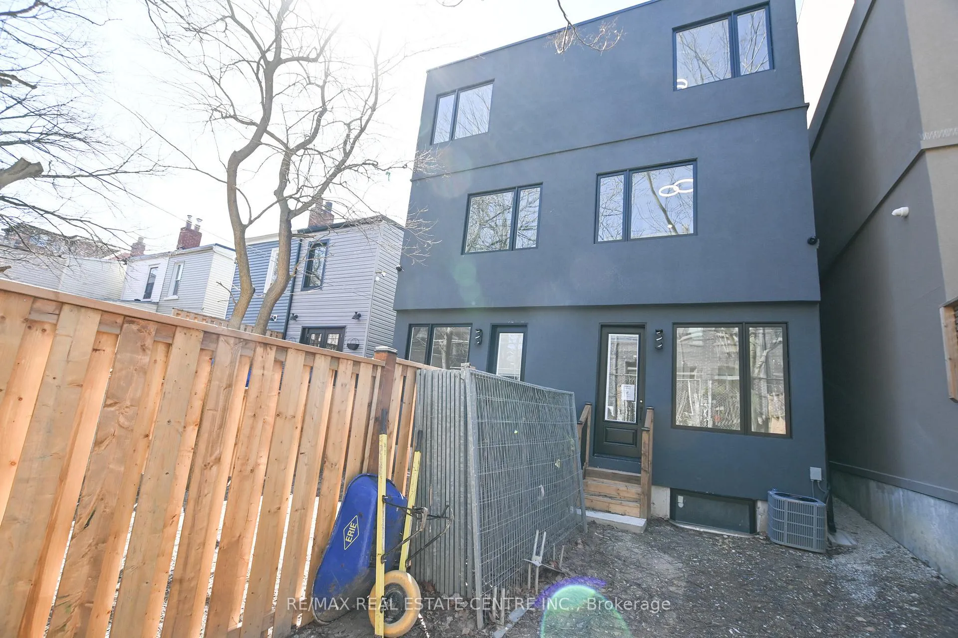 Photo 37 of 59 Jones Avenue, Toronto, South Riverdale — HOMEH