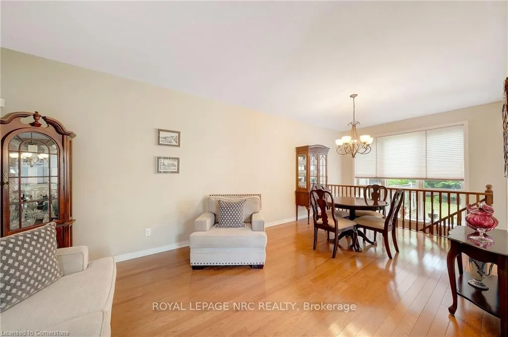 Photo 4 of Unit 17, 28 Doon Mills Drive, Kitchener — HOMEH