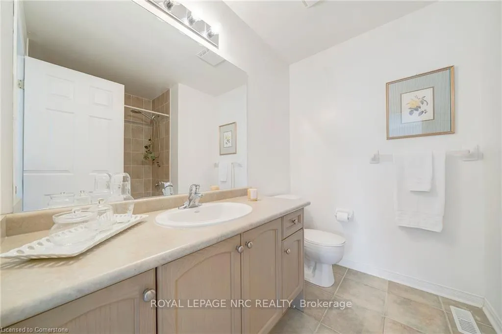 Photo 19 of Unit 17, 28 Doon Mills Drive, Kitchener — HOMEH