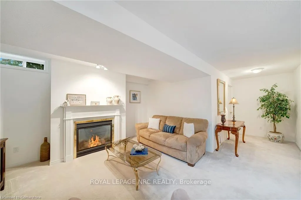 Photo 30 of Unit 17, 28 Doon Mills Drive, Kitchener — HOMEH