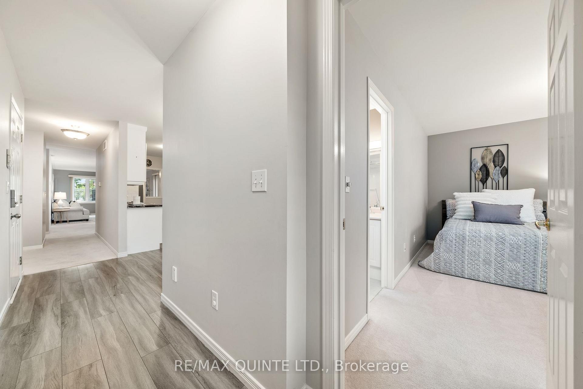 Photo 7 of 6 Pinegrove Court, Belleville, Belleville Ward — HOMEH