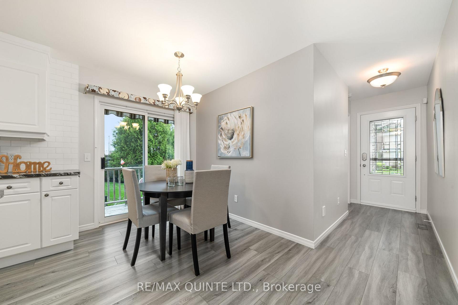 Photo 12 of 6 Pinegrove Court, Belleville, Belleville Ward — HOMEH