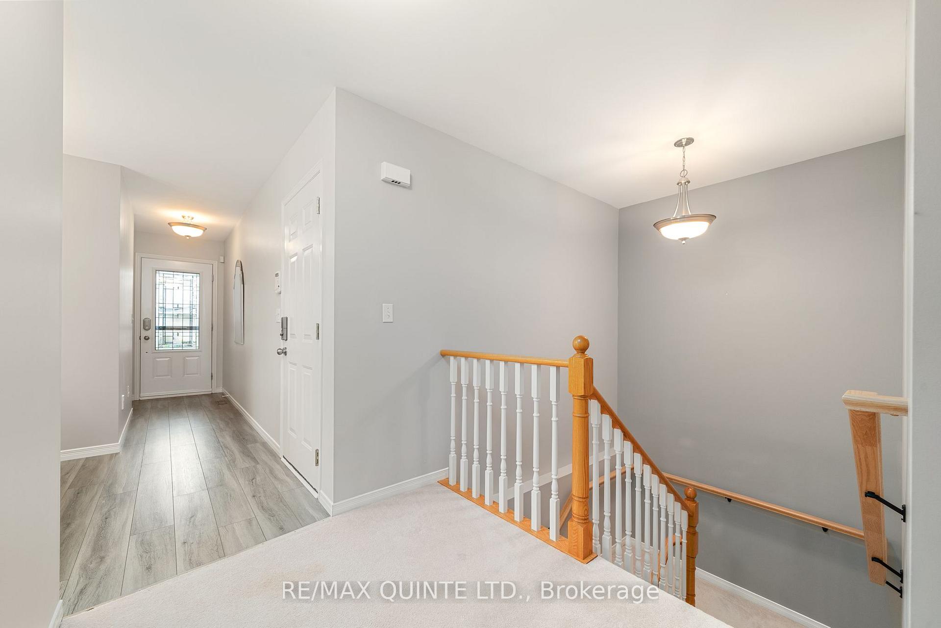 Photo 16 of 6 Pinegrove Court, Belleville, Belleville Ward — HOMEH
