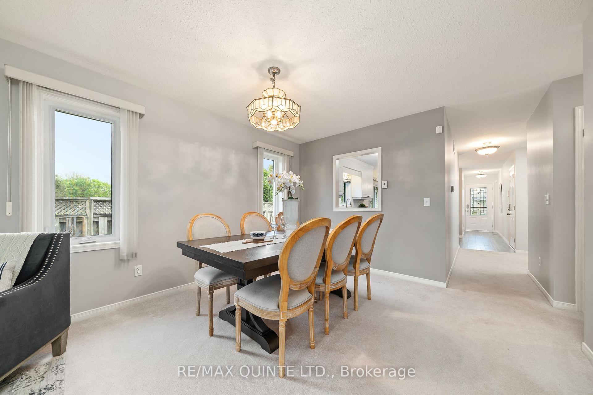 Photo 18 of 6 Pinegrove Court, Belleville, Belleville Ward — HOMEH
