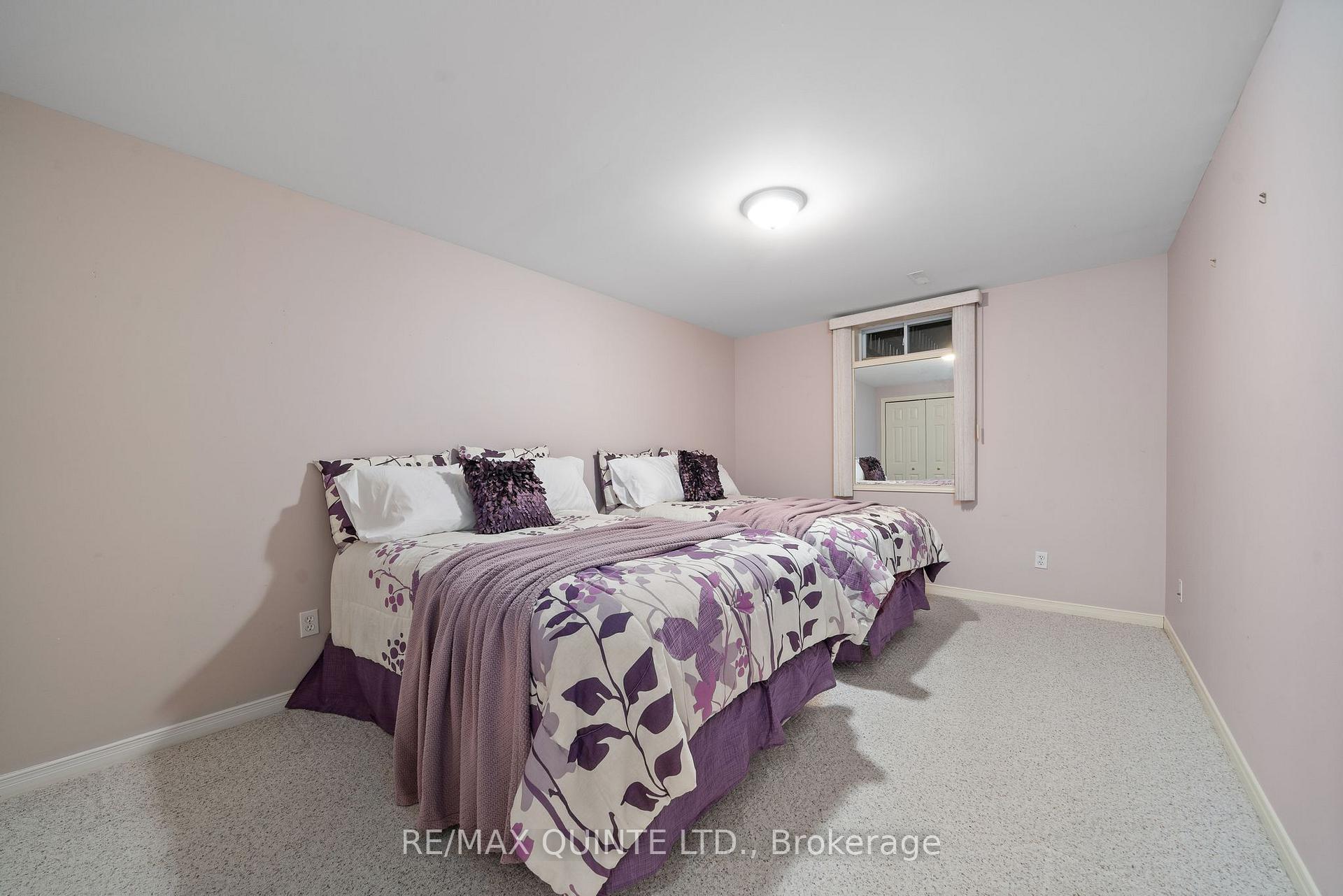 Photo 31 of 6 Pinegrove Court, Belleville, Belleville Ward — HOMEH
