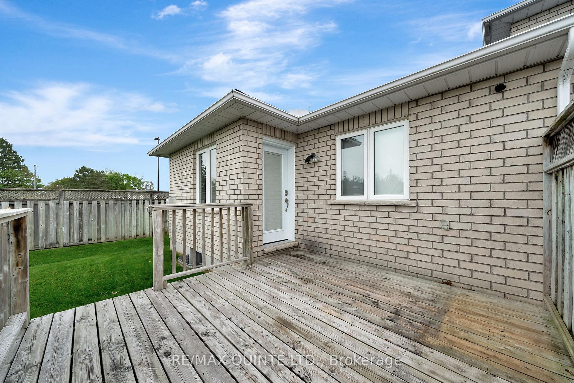 Photo 36 of 6 Pinegrove Court, Belleville, Belleville Ward — HOMEH