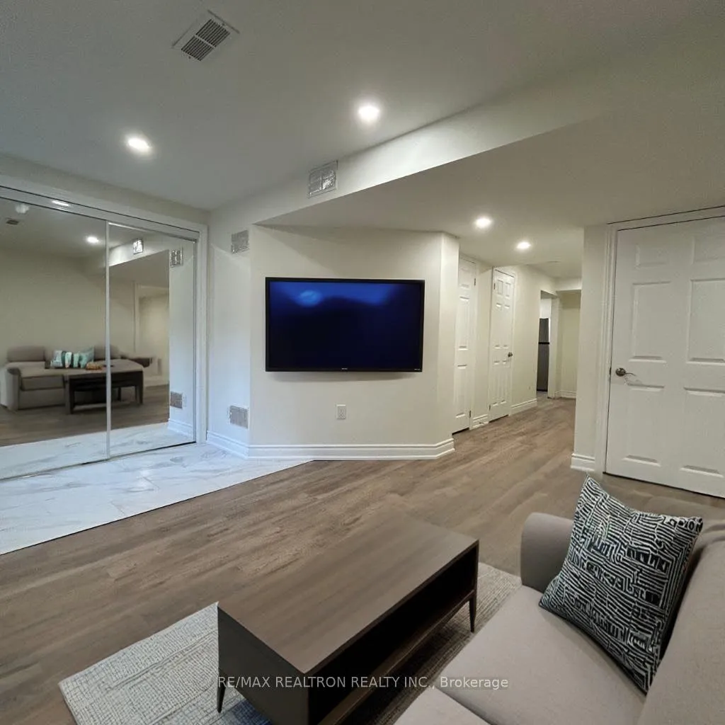 Photo 4 of Unit Lower, 39 Hoile Drive, Ajax, South East — HOMEH
