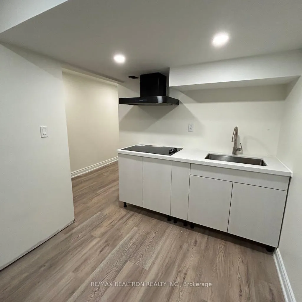 Photo 5 of Unit Lower, 39 Hoile Drive, Ajax, South East — HOMEH