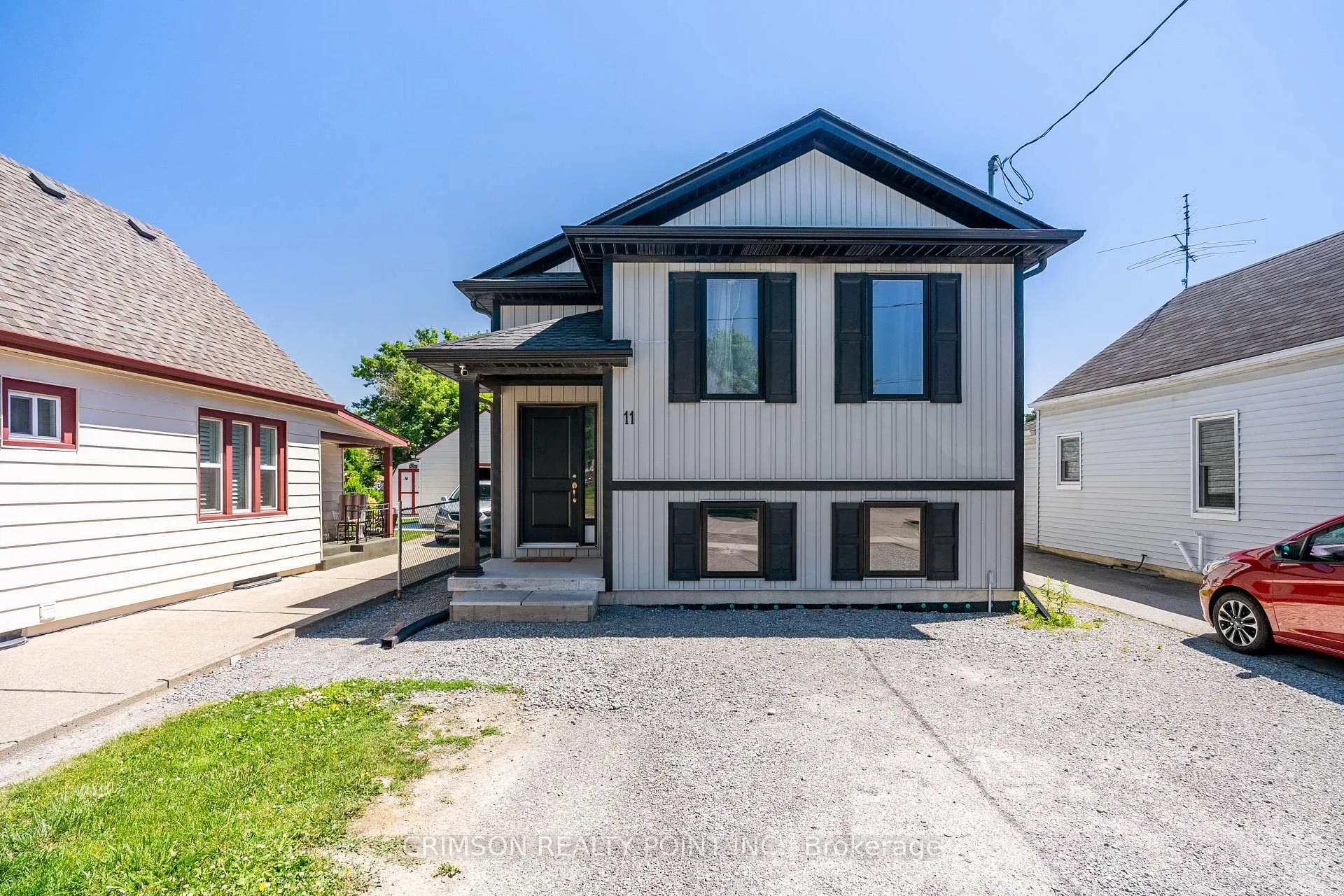 Photo 1 of 11 Edith Street, St. Catharines, Western Hill — HOMEH
