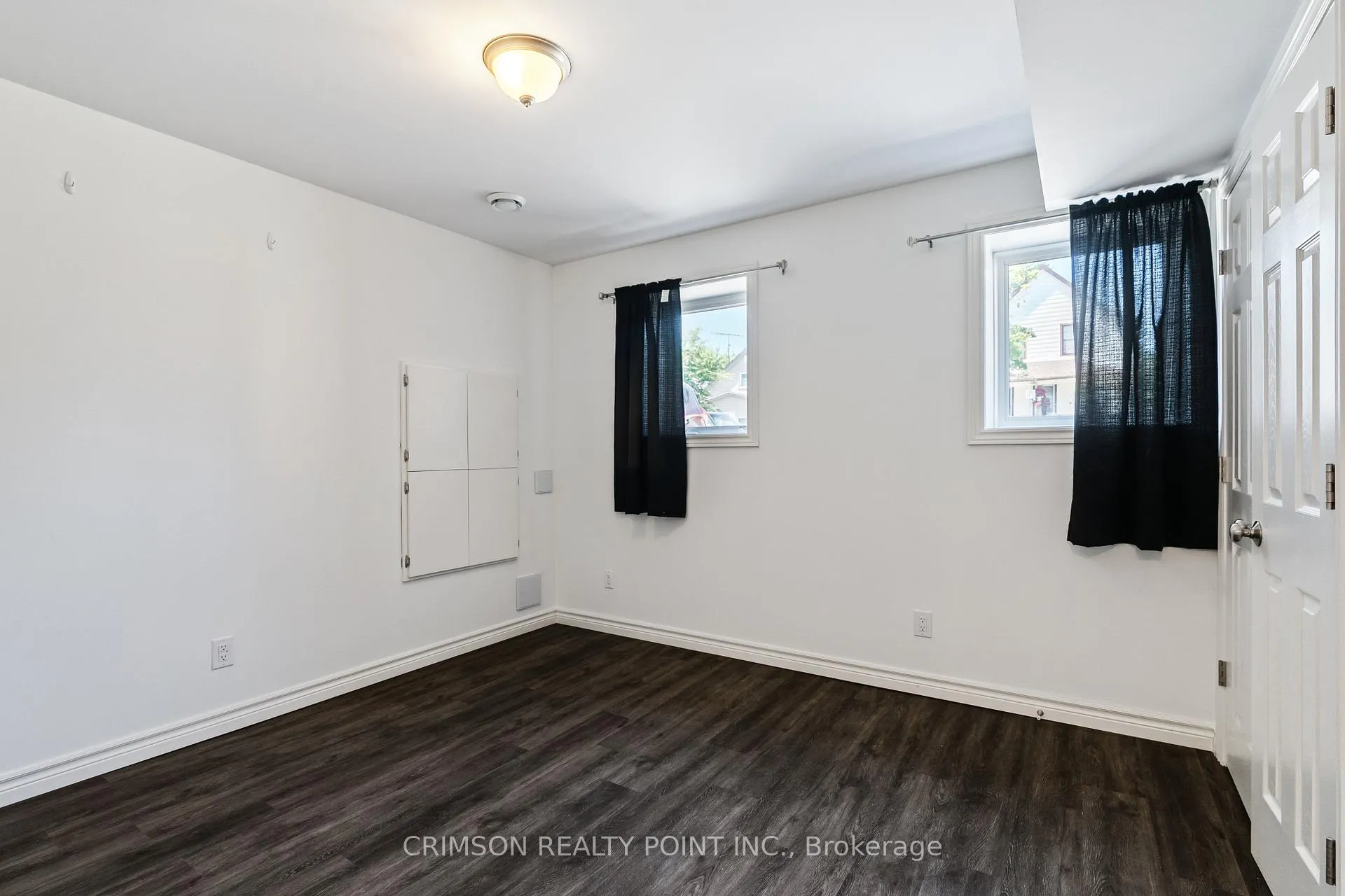 Photo 16 of 11 Edith Street, St. Catharines, Western Hill — HOMEH