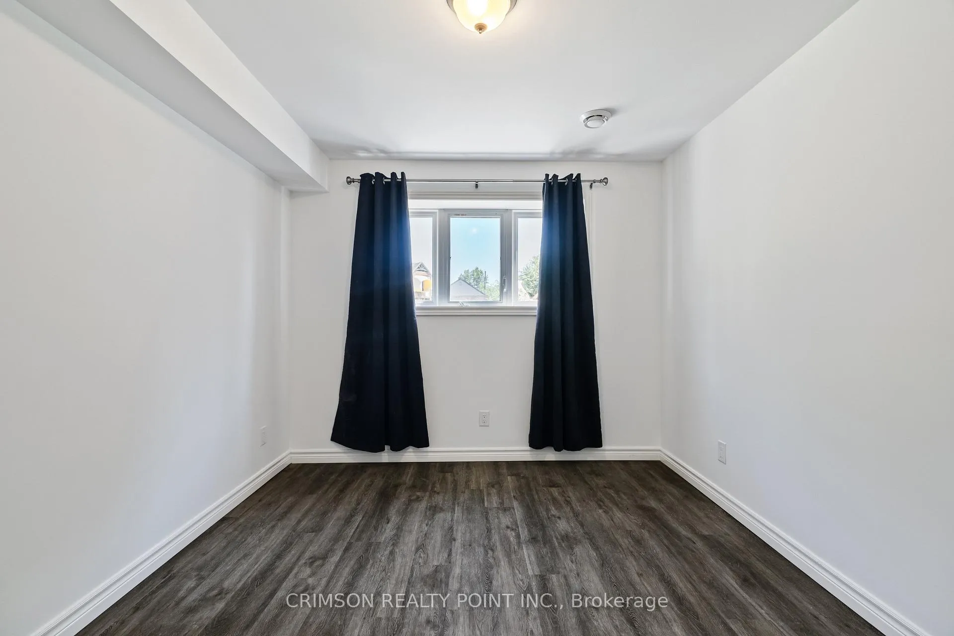 Photo 21 of 11 Edith Street, St. Catharines, Western Hill — HOMEH