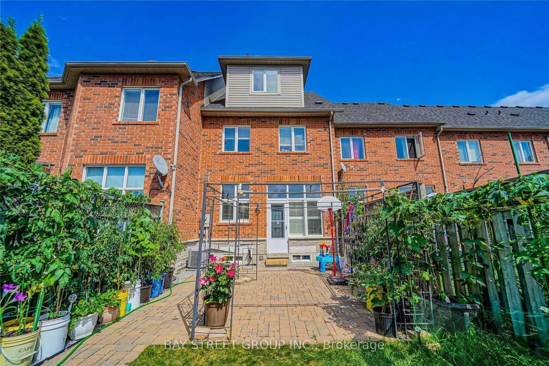 Photo 2 of 128 Walkerville Road, Markham, Cornell — HOMEH