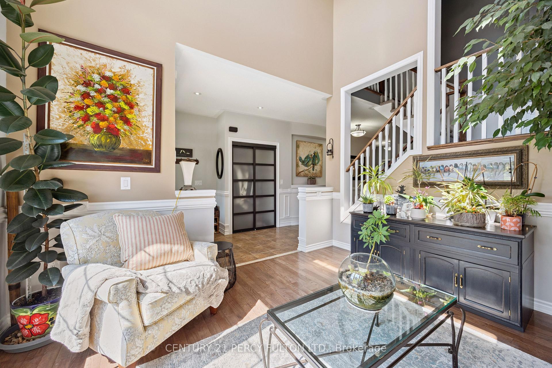 Photo 6 of 35 Jennings Drive, Clarington, Bowmanville — HOMEH