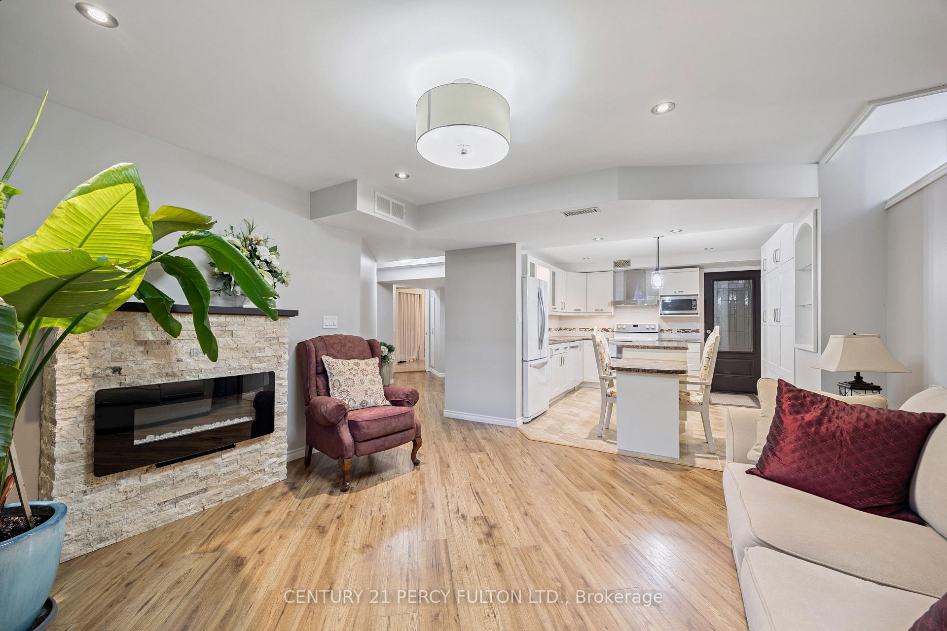 Photo 30 of 35 Jennings Drive, Clarington, Bowmanville — HOMEH