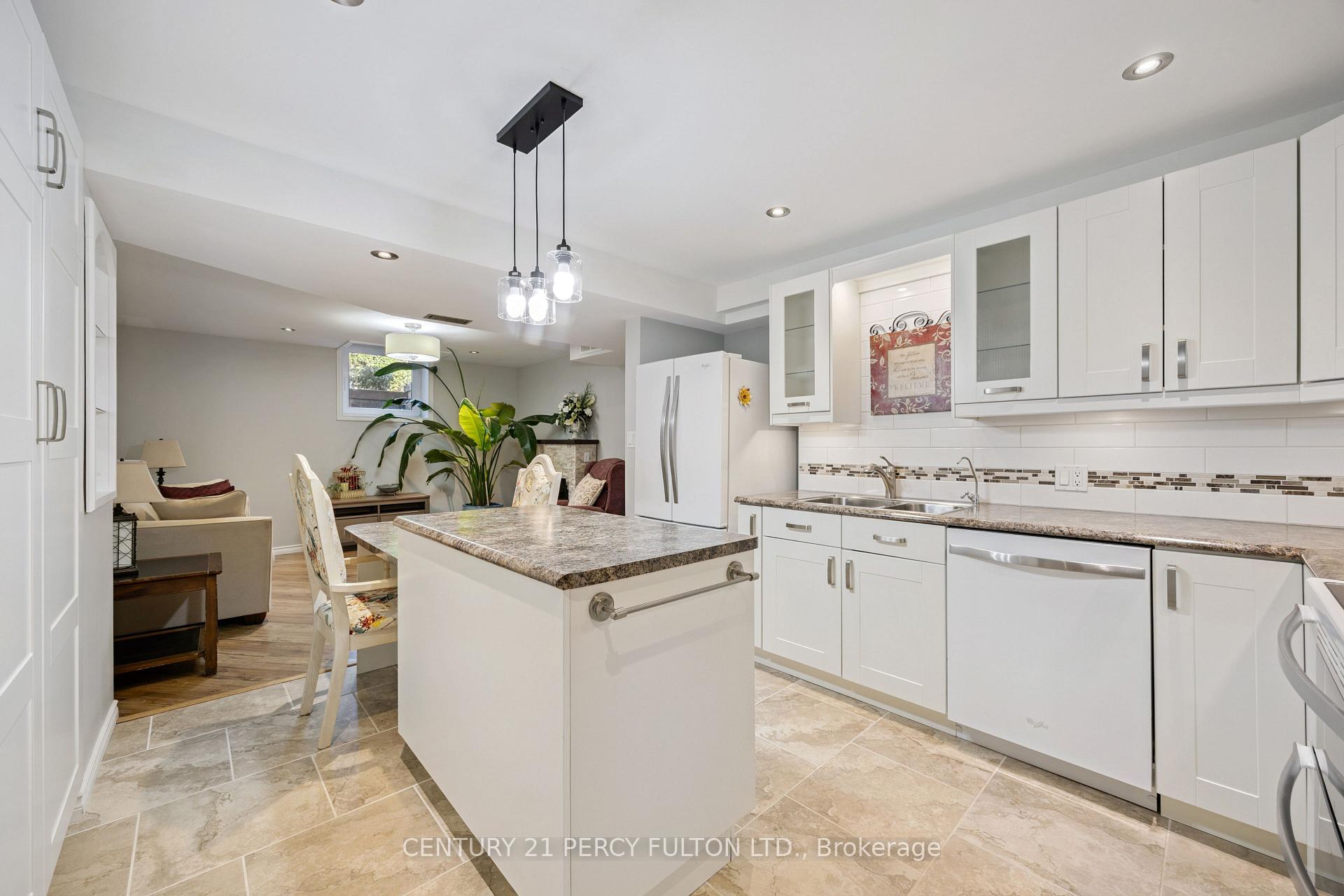 Photo 32 of 35 Jennings Drive, Clarington, Bowmanville — HOMEH