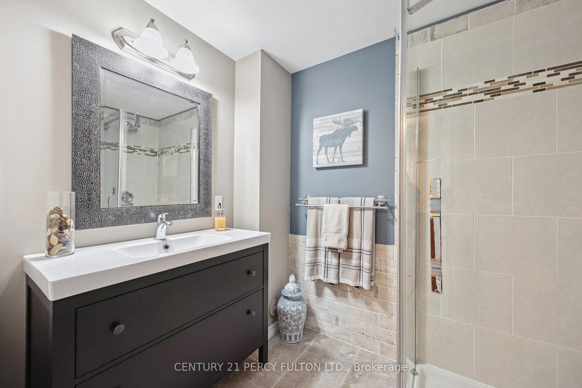 Photo 37 of 35 Jennings Drive, Clarington, Bowmanville — HOMEH